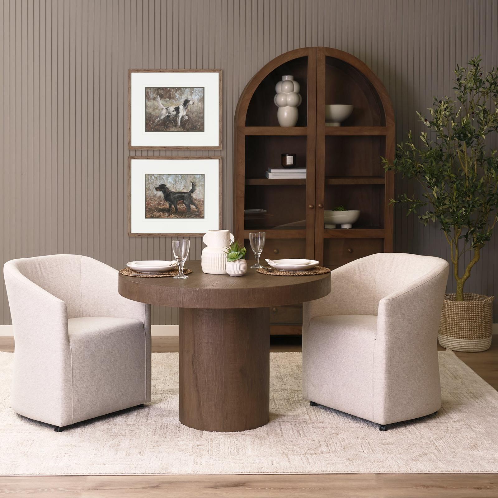 Mercana Suri Wood w/Glass Doors Arched Curio Cabinet