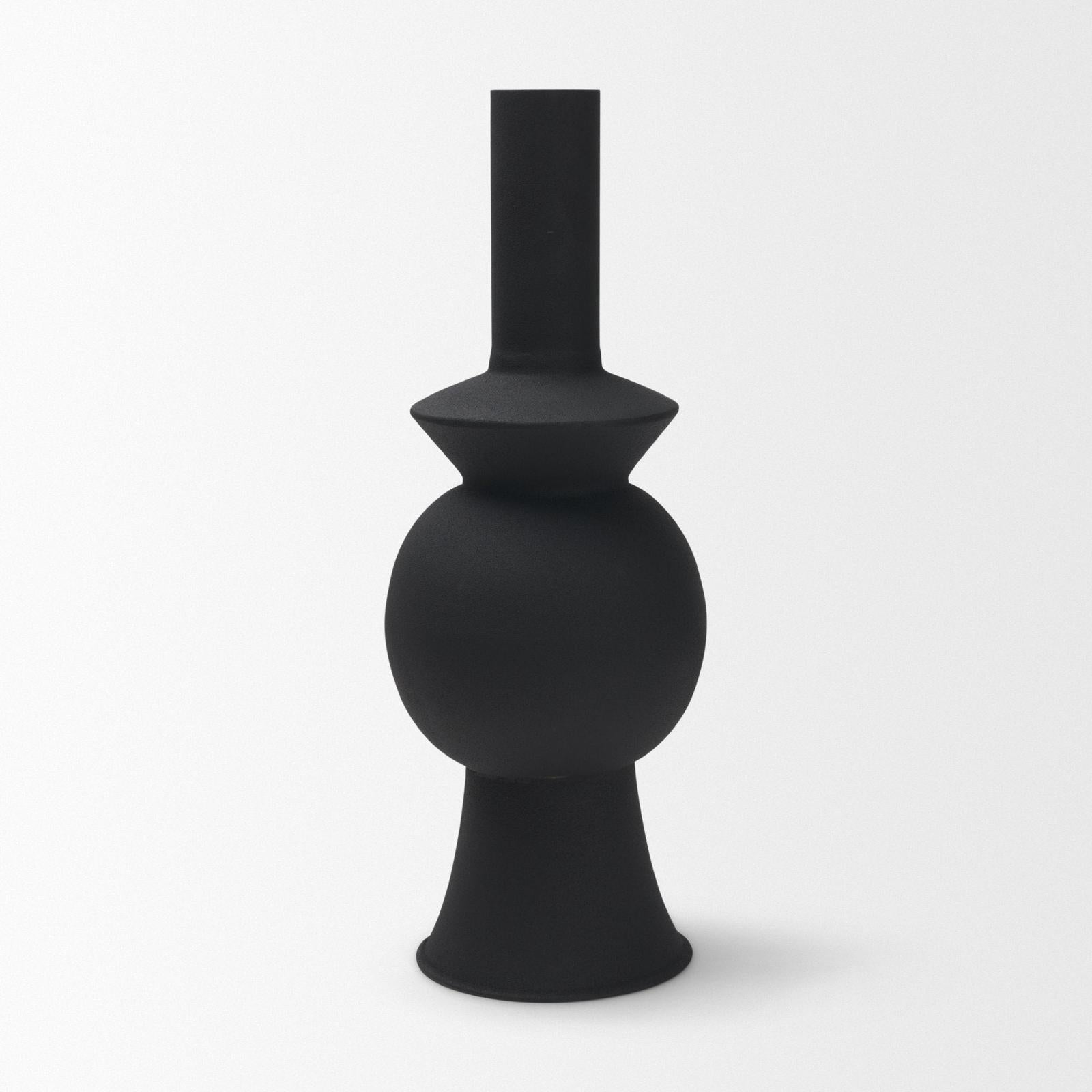 Mercana Veda Black Metal Geometric Vase