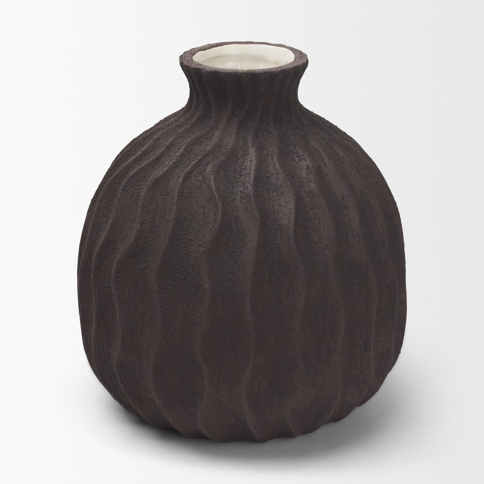 Mercana Tidal Ceramic Rippled Decorative Vase