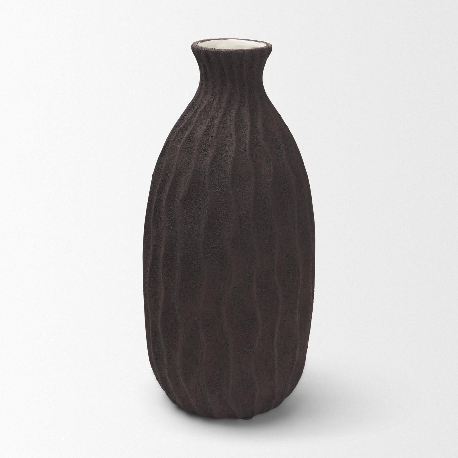 Mercana Tidal Ceramic Rippled Decorative Vase