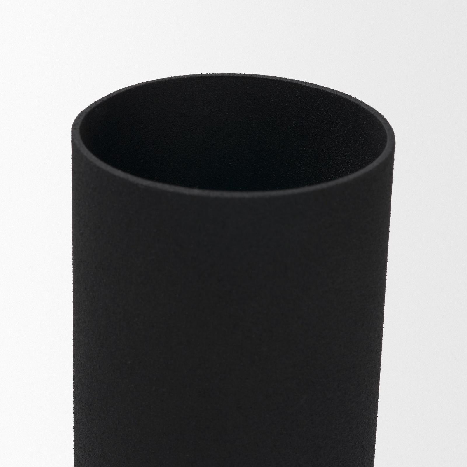 Mercana Veda Black Metal Geometric Vase