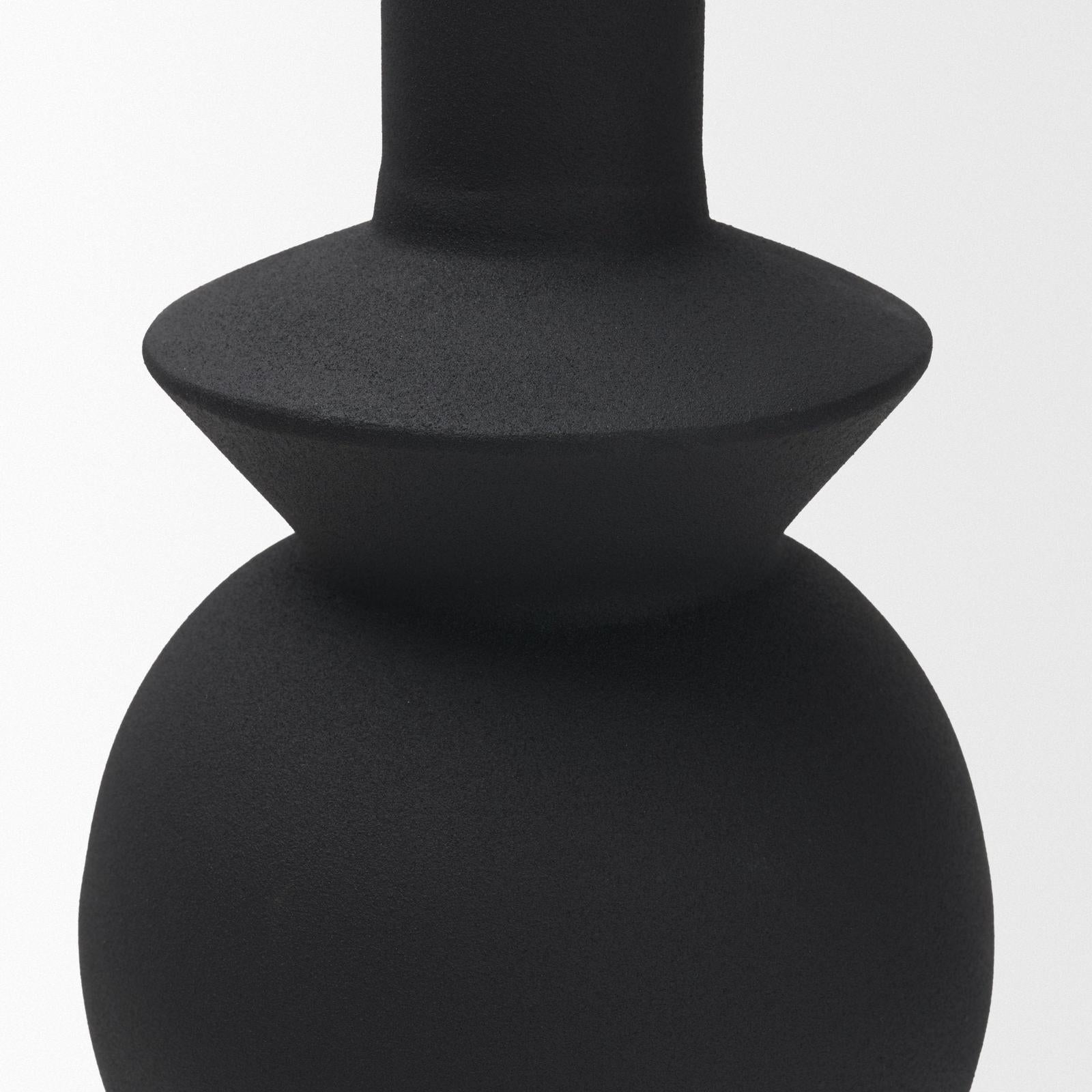 Mercana Veda Black Metal Geometric Vase