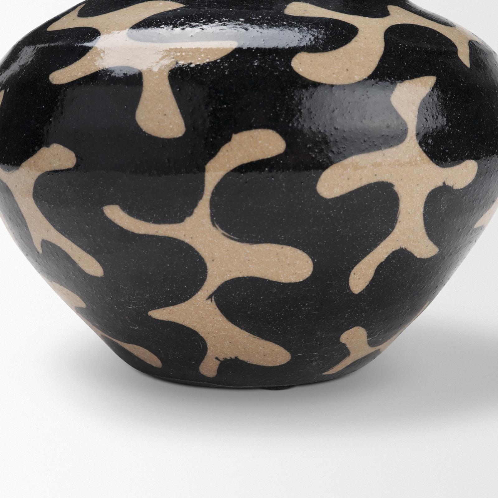 Mercana Bosma Black and Cream Ceramic Urn