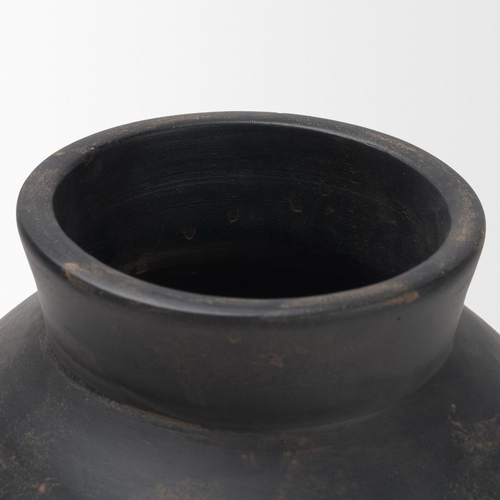 Mercana Douro Earthy Brown Dotted Vase