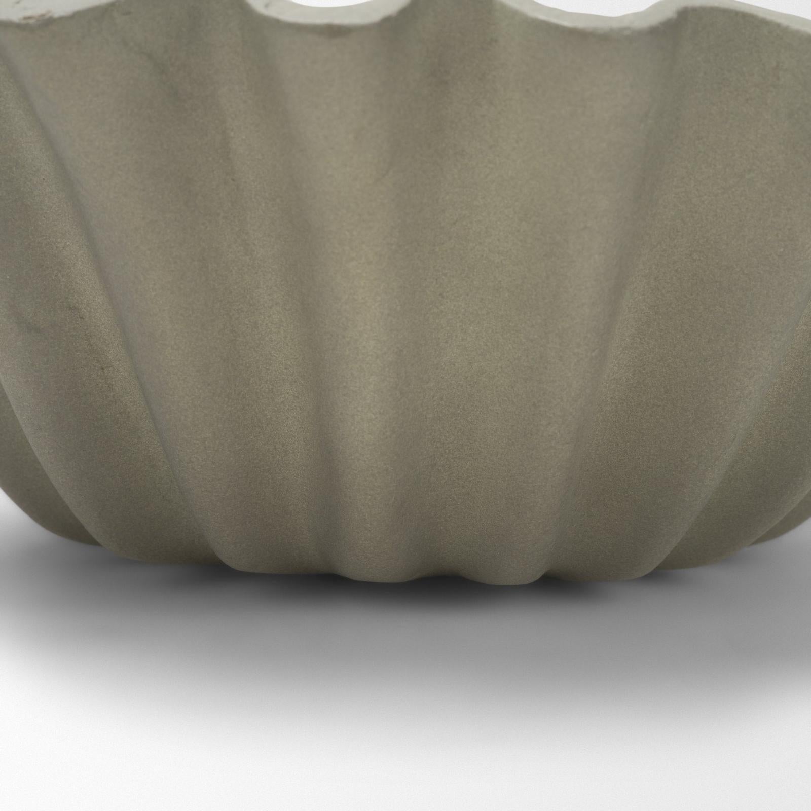 Mercana Camelia Fluted Sage Green Paper Mache Round Centerpiece Bowl