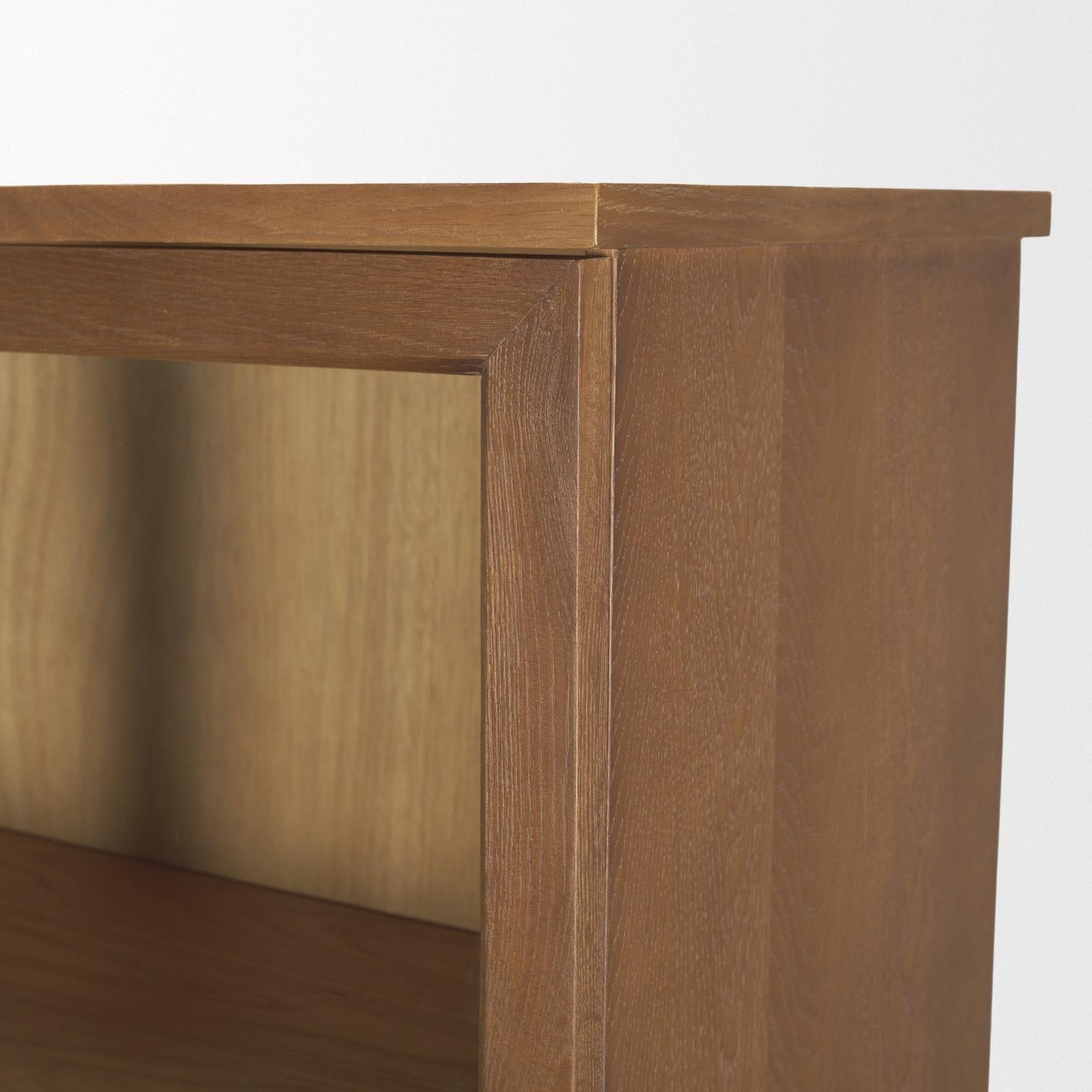 Mercana Winsford Two-Tone Oak Display Cabinet w/ Glass Doors