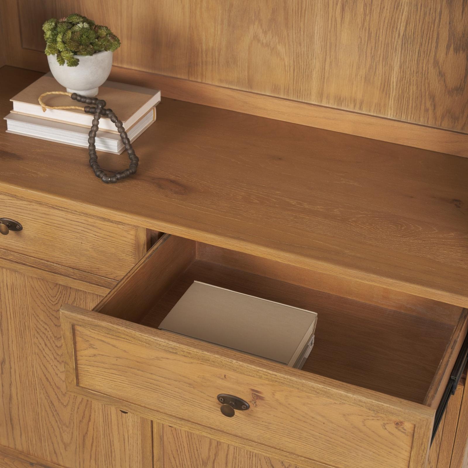 Mercana Carrington Sideboard & Hutch