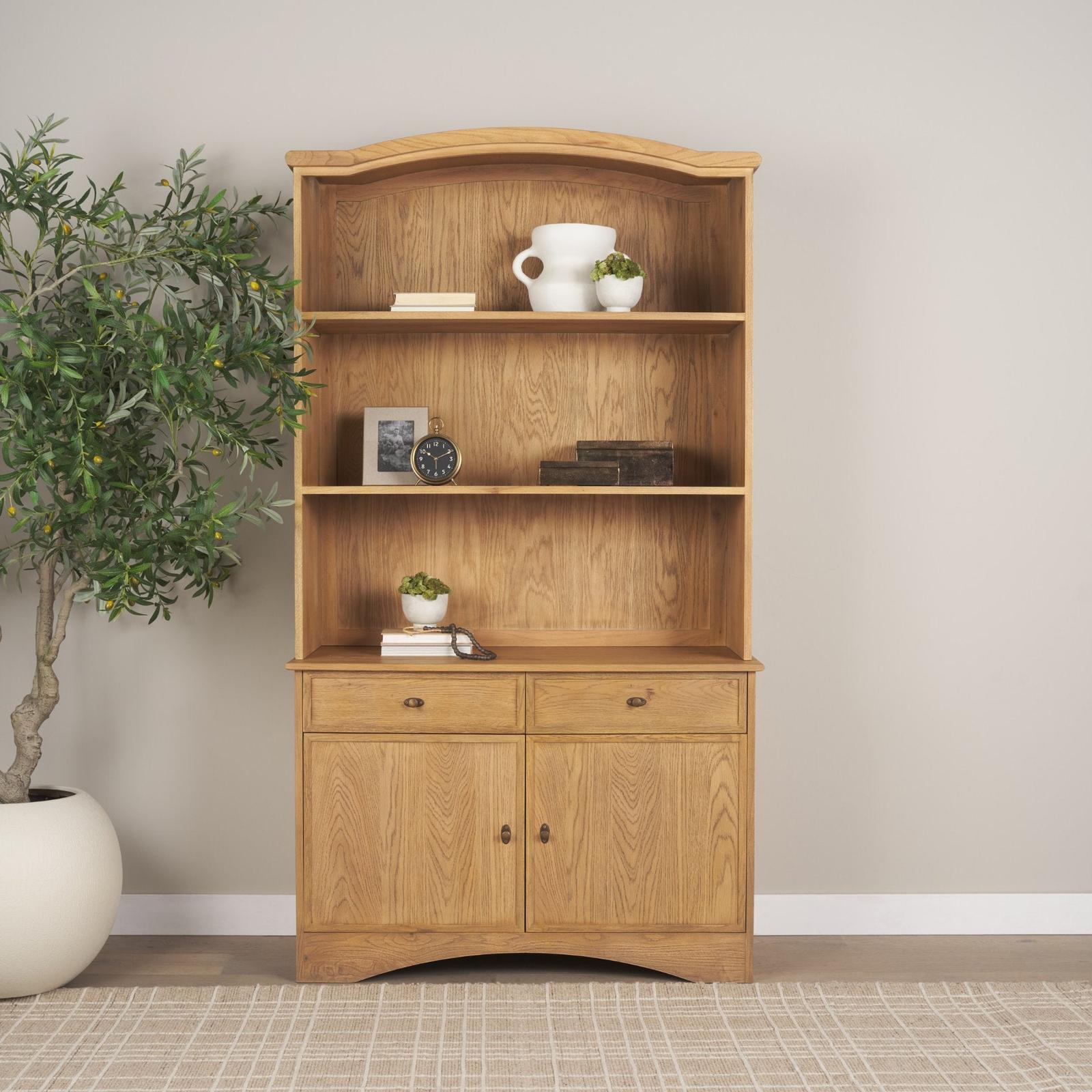 Mercana Carrington Sideboard & Hutch