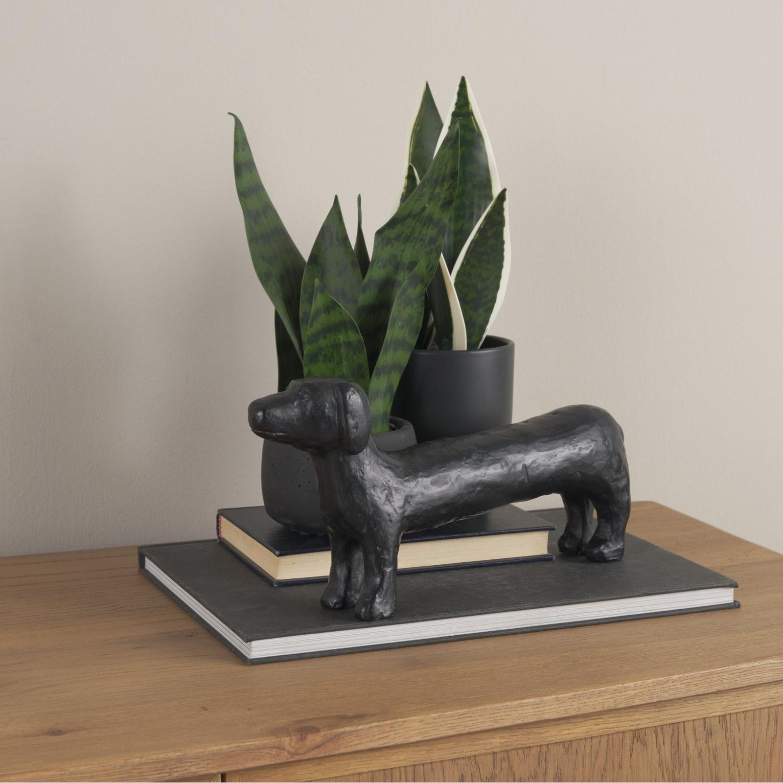 Mercana Dash Long Black Metal Dachshund Dog Object