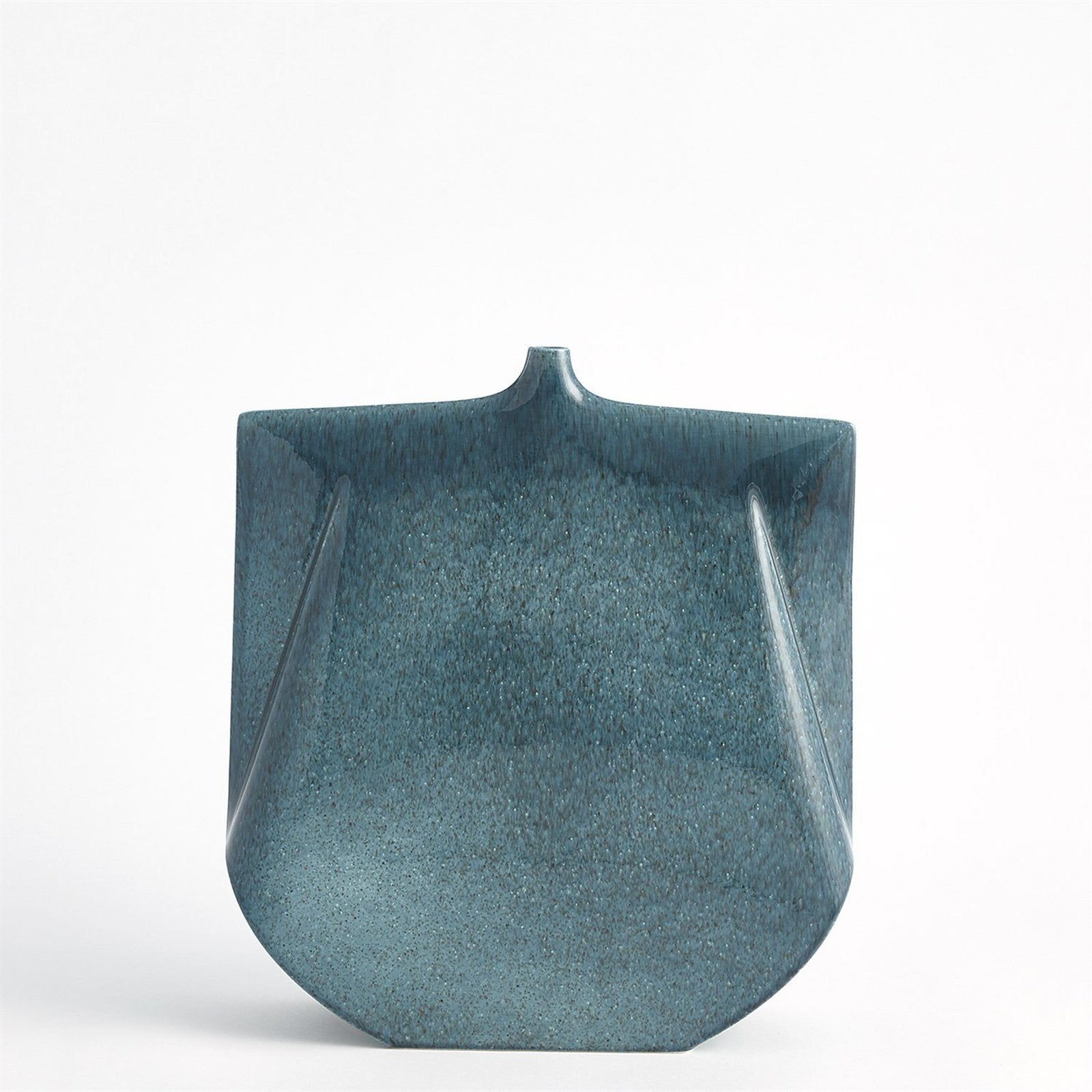Global Views Kimono Vase