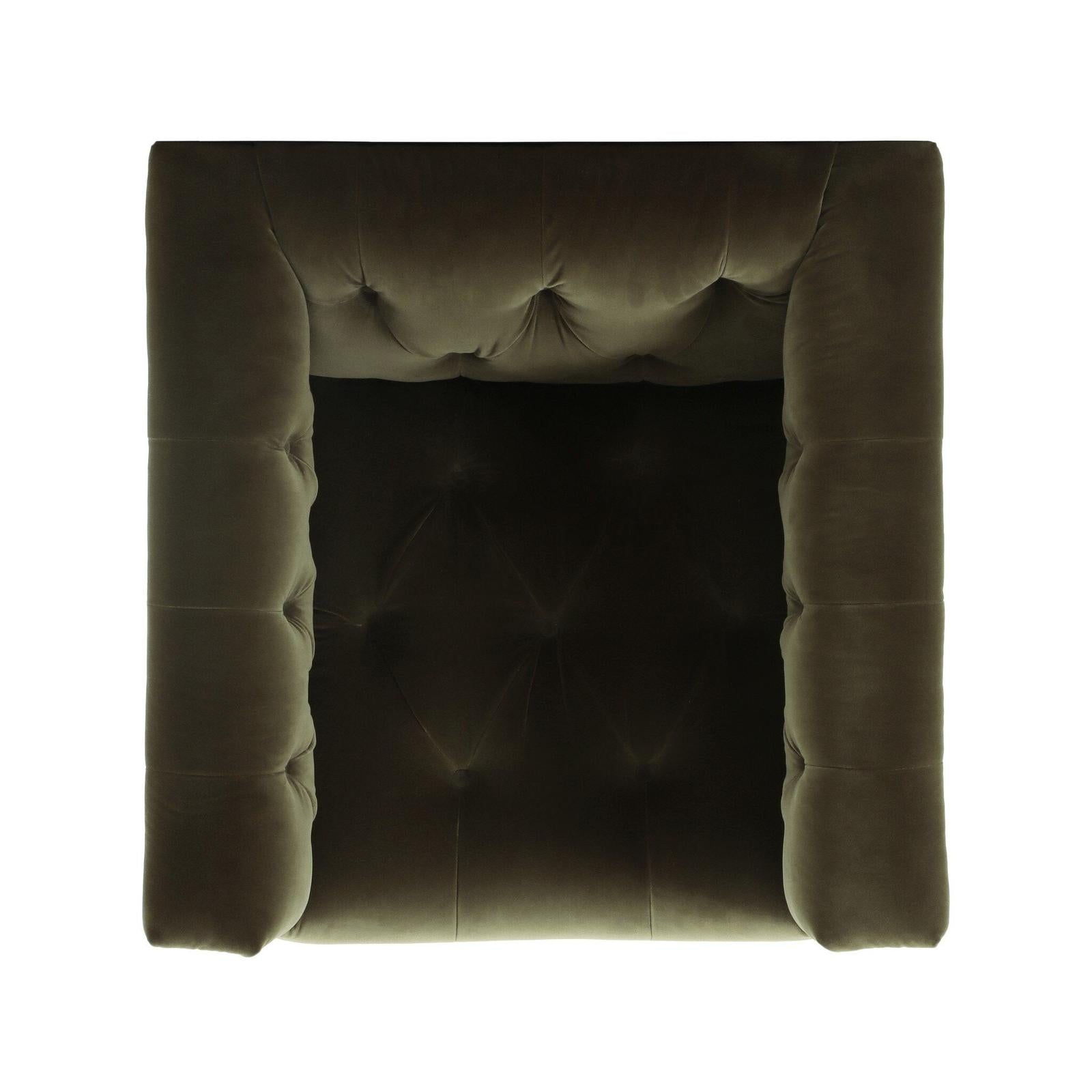 Maxx Swivel Chair