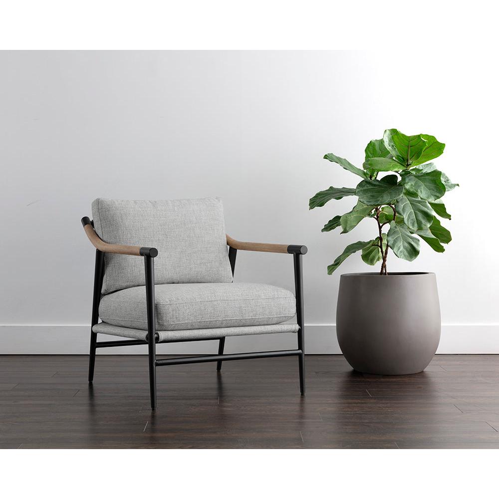 Sunpan Meadow Armchair, Vault Fog Clearance