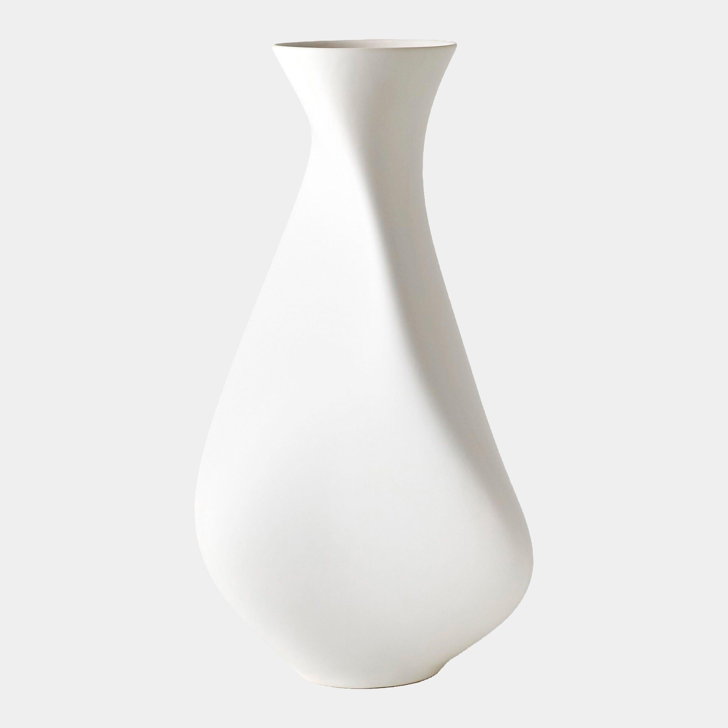 Global Views Serenity Vase