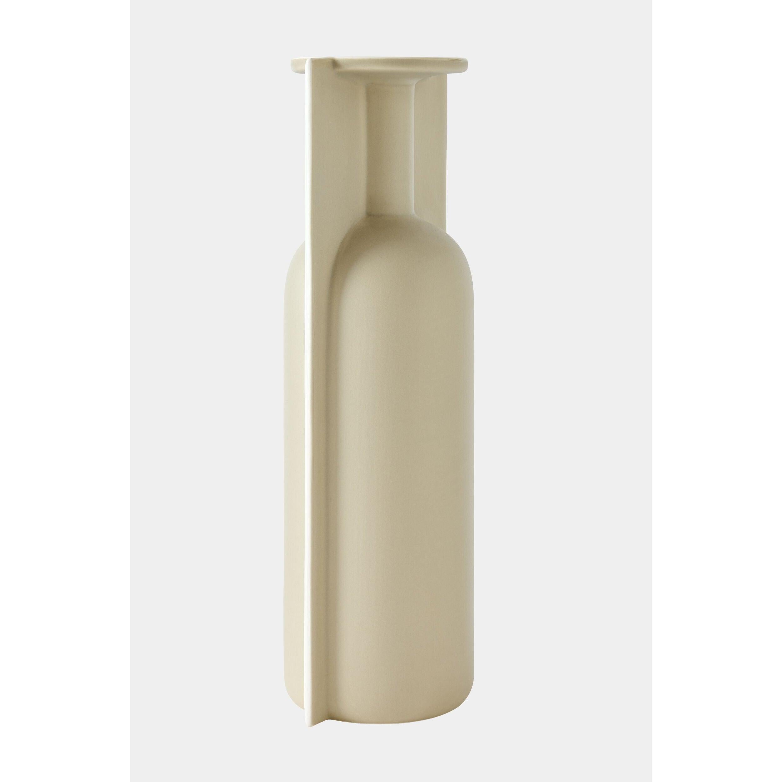 Global Views Brim Vase