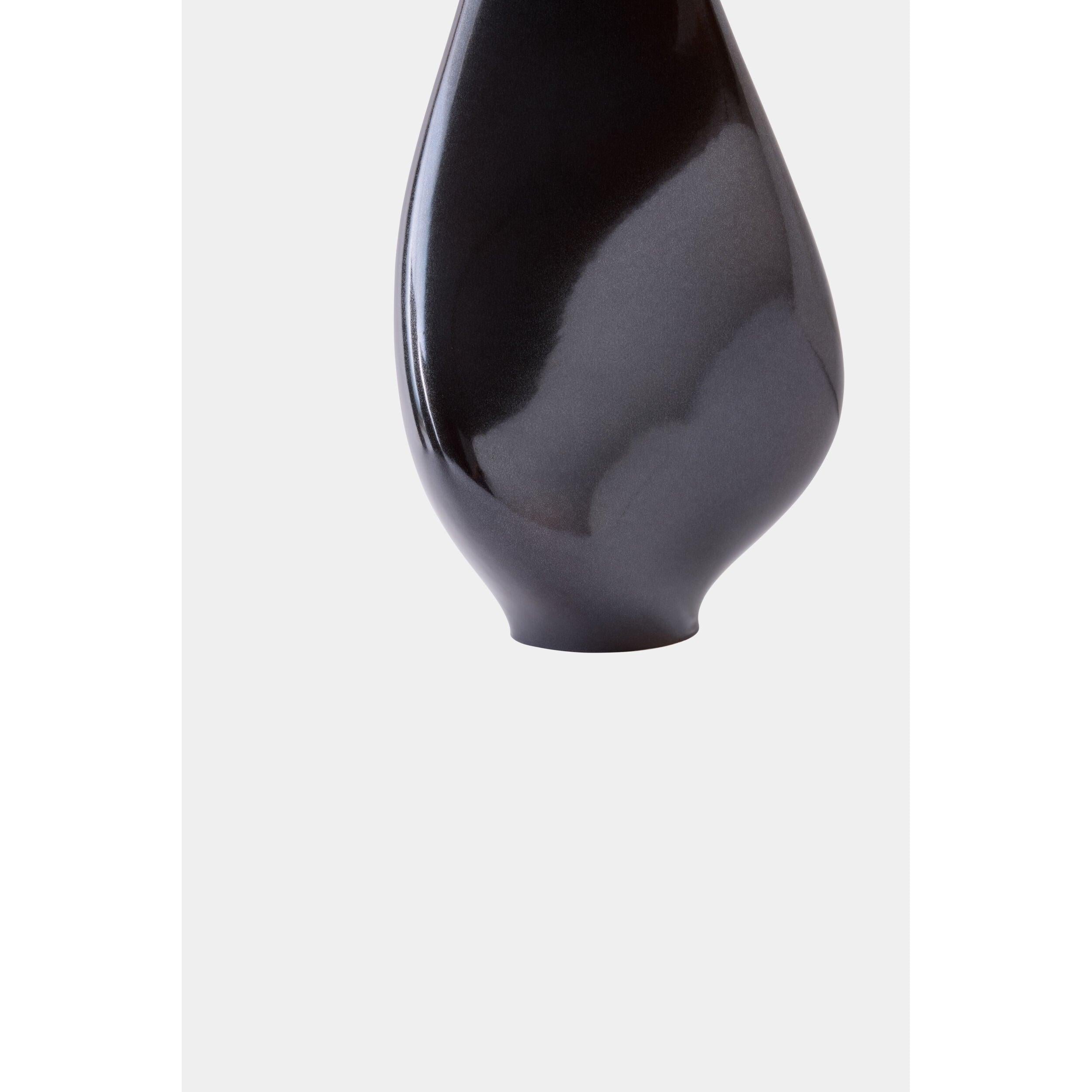 Global Views Serenity Vase