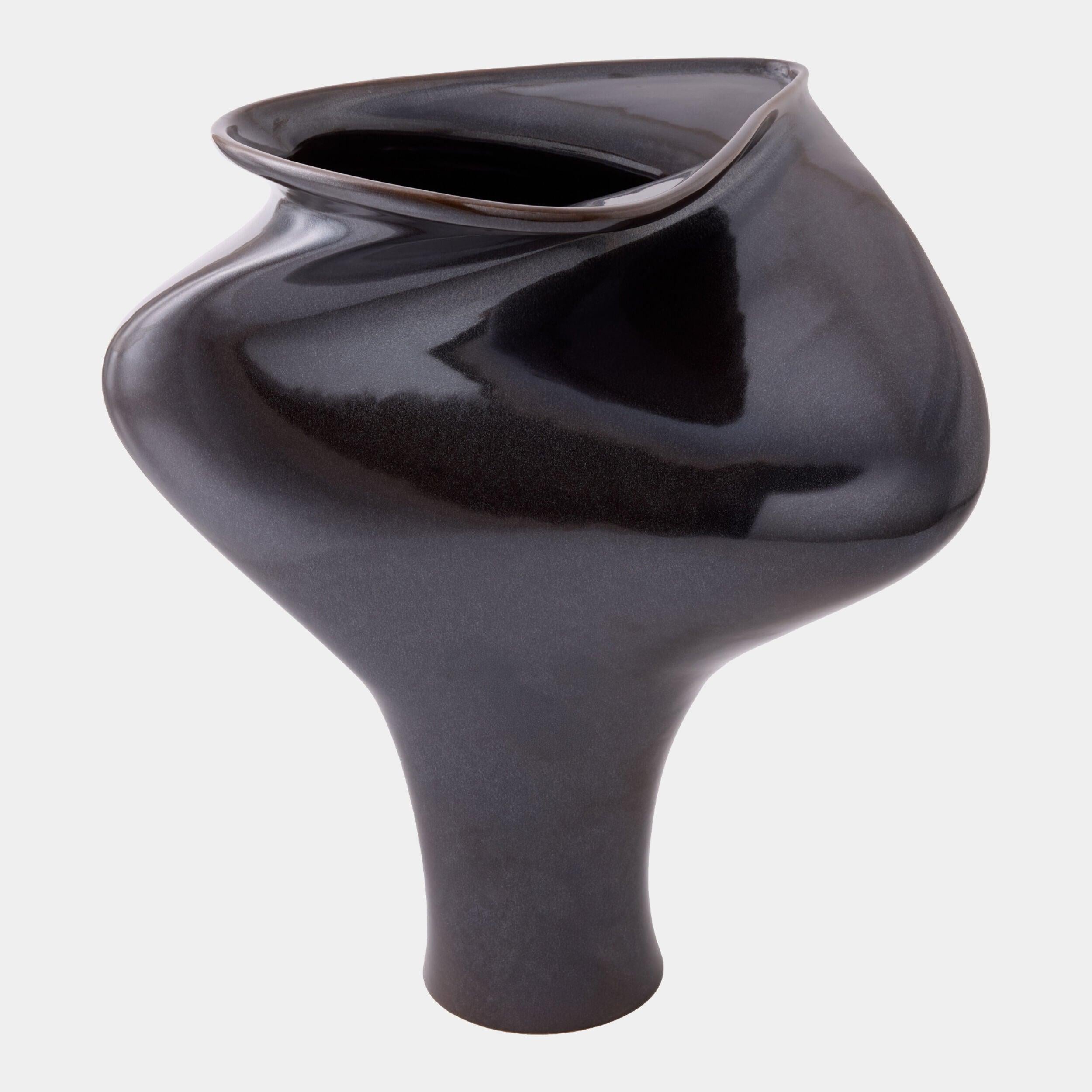Global Views Tranquility Vase