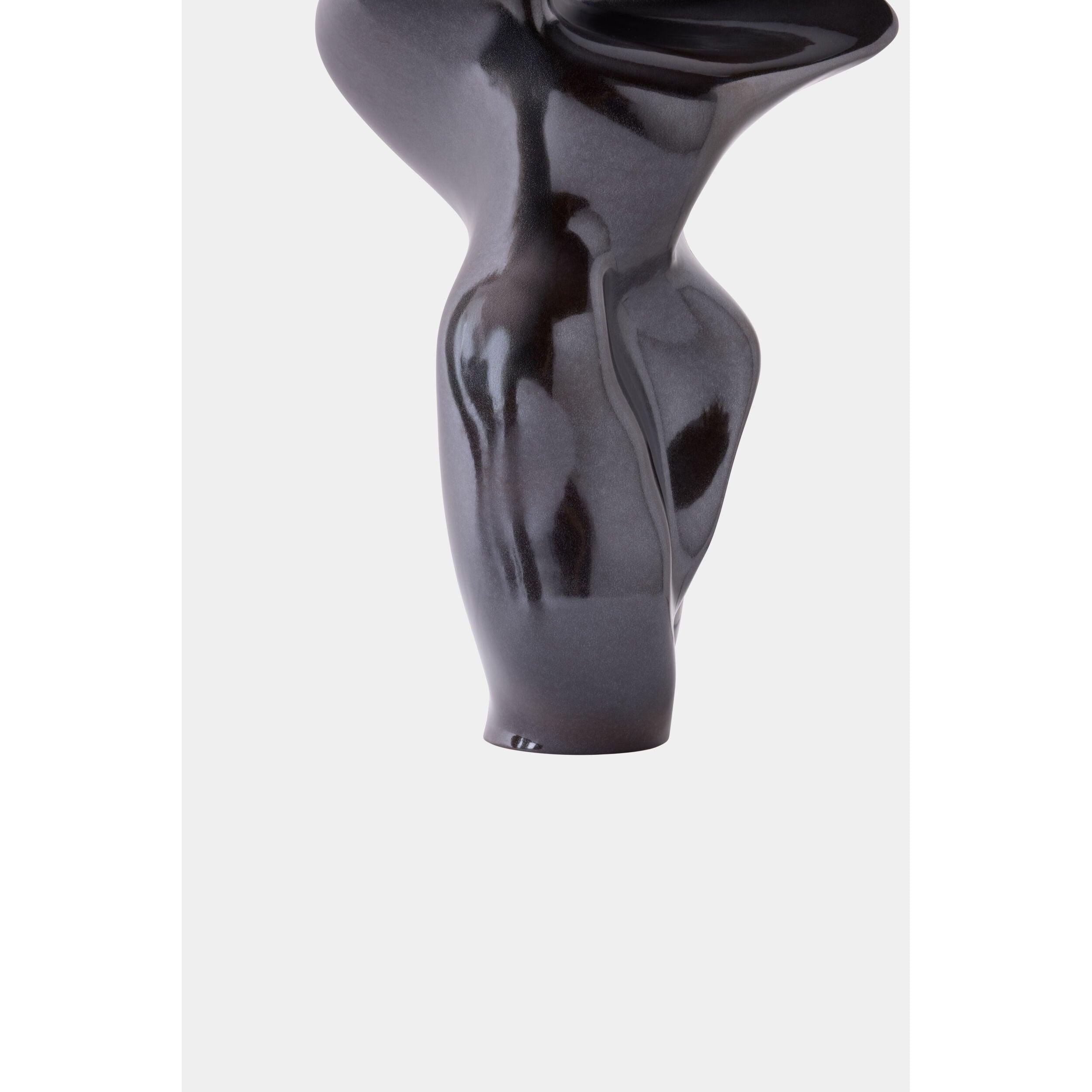 Global Views Cadence Vase