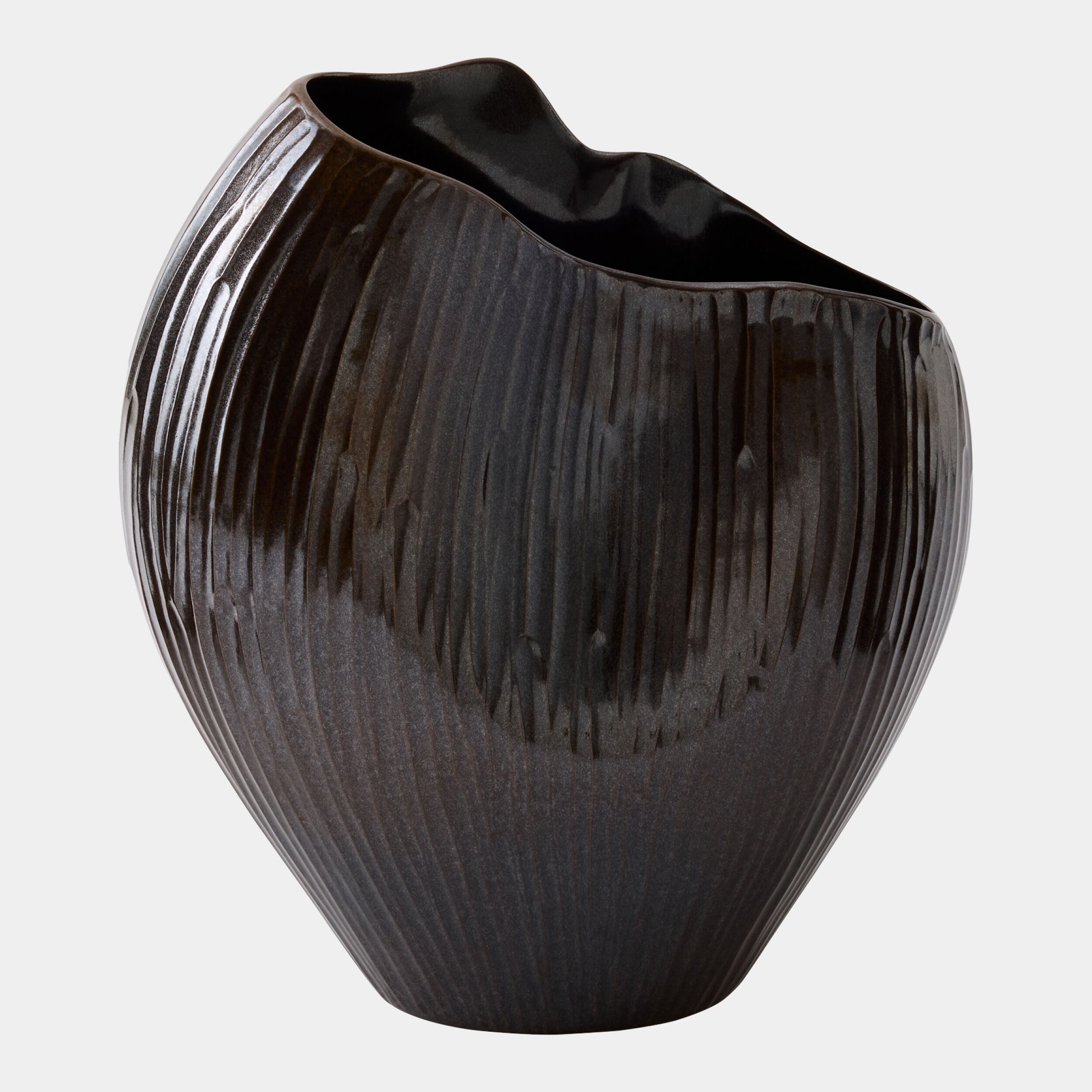 Global Views Horn Vase