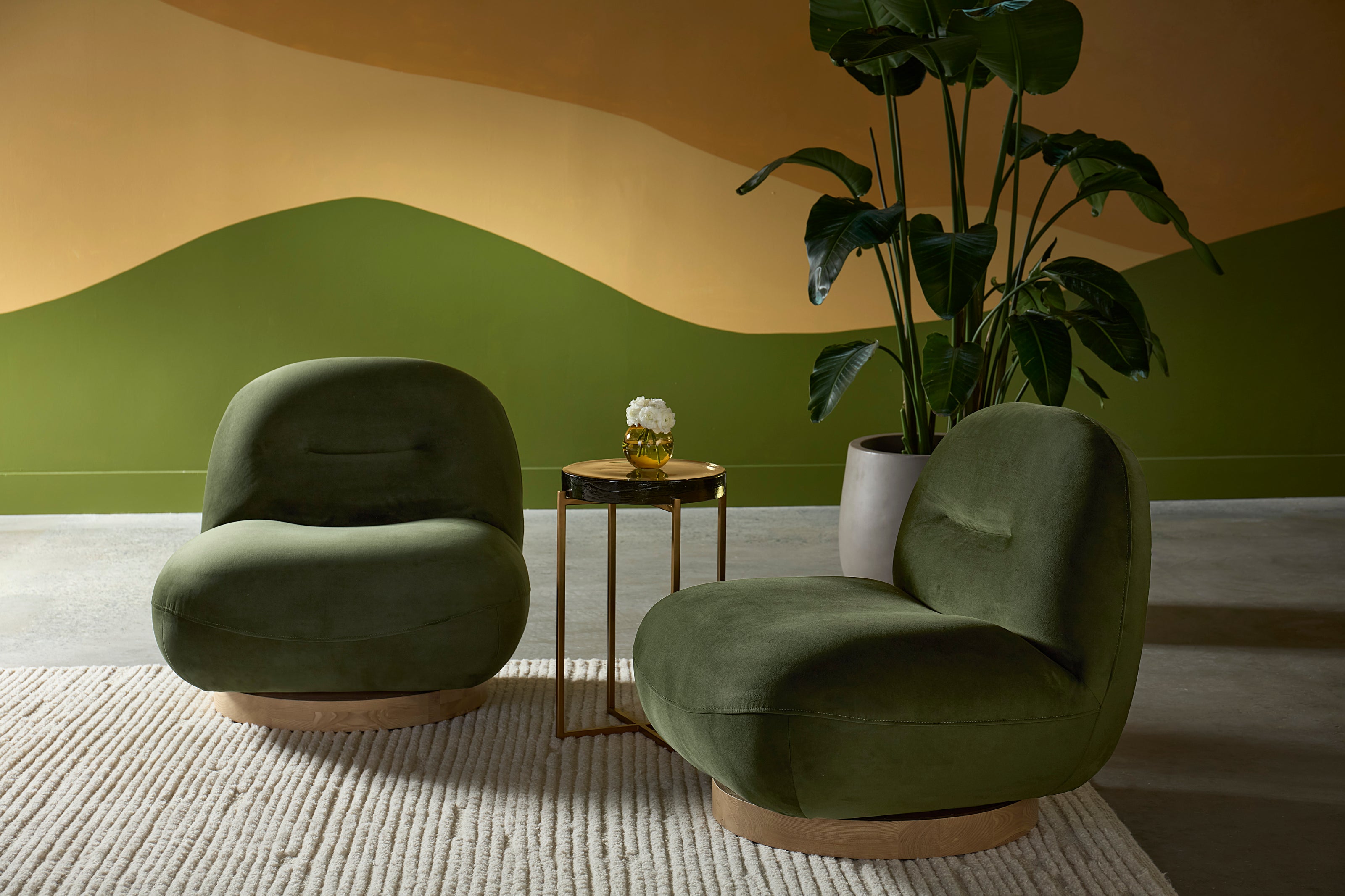 Sunpan Franze Swivel Lounge Chair