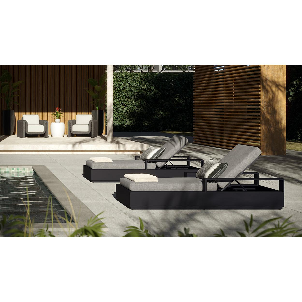 Sunpan Tavira Charcoal Lounger