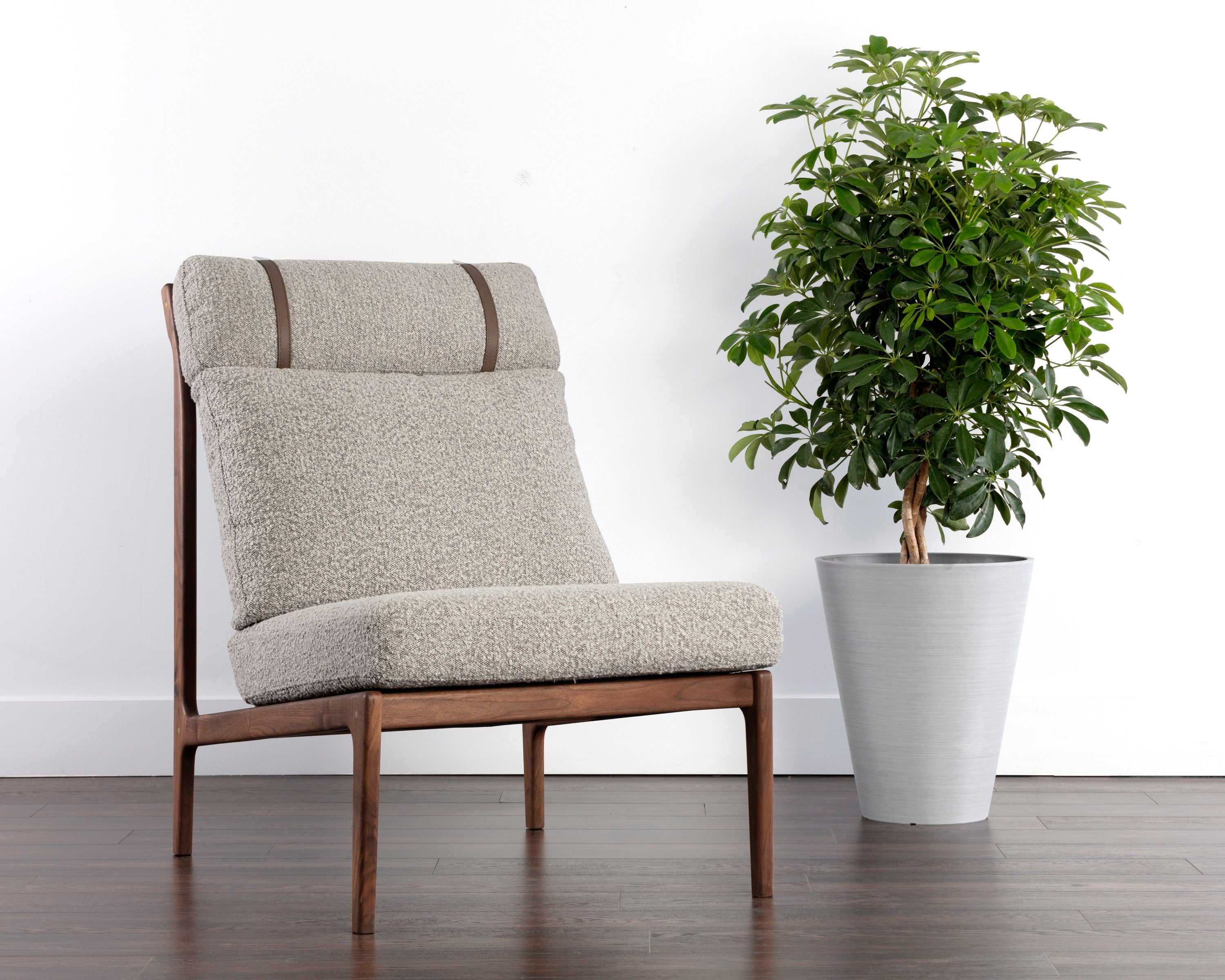 Sunpan Elanor Lounge Chair - Walnut - Copenhagen Cappuccino