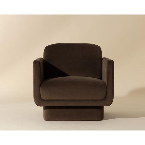 Sunpan Everton Armchair