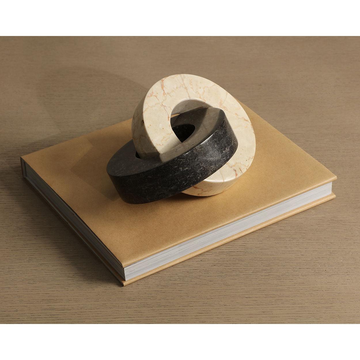 Sunpan Linked Sculpture
