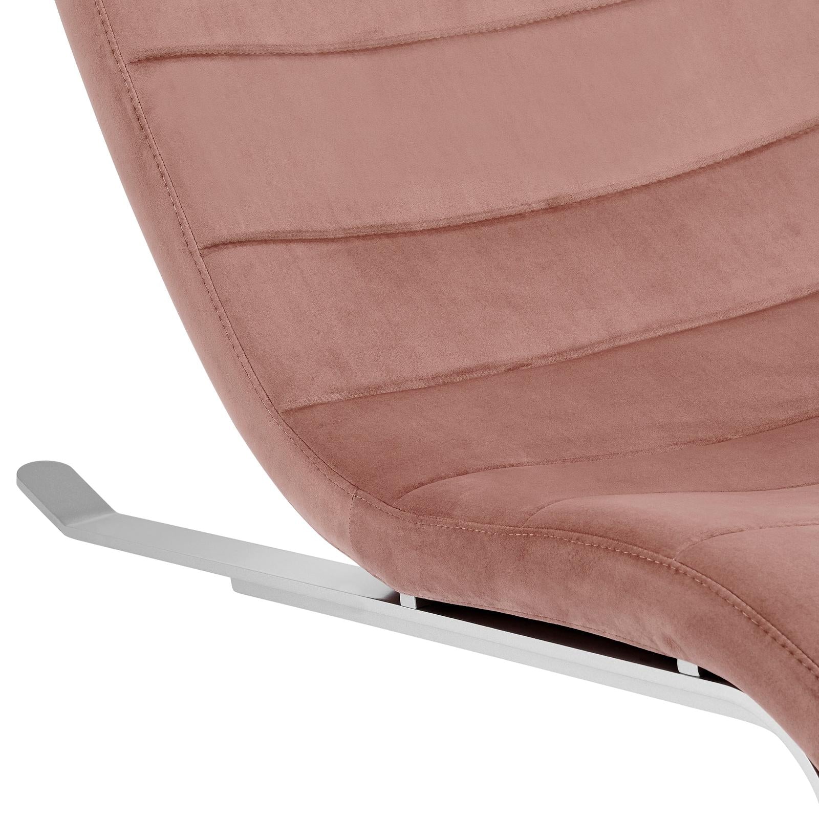 Euro Style Gilda Lounge Chair