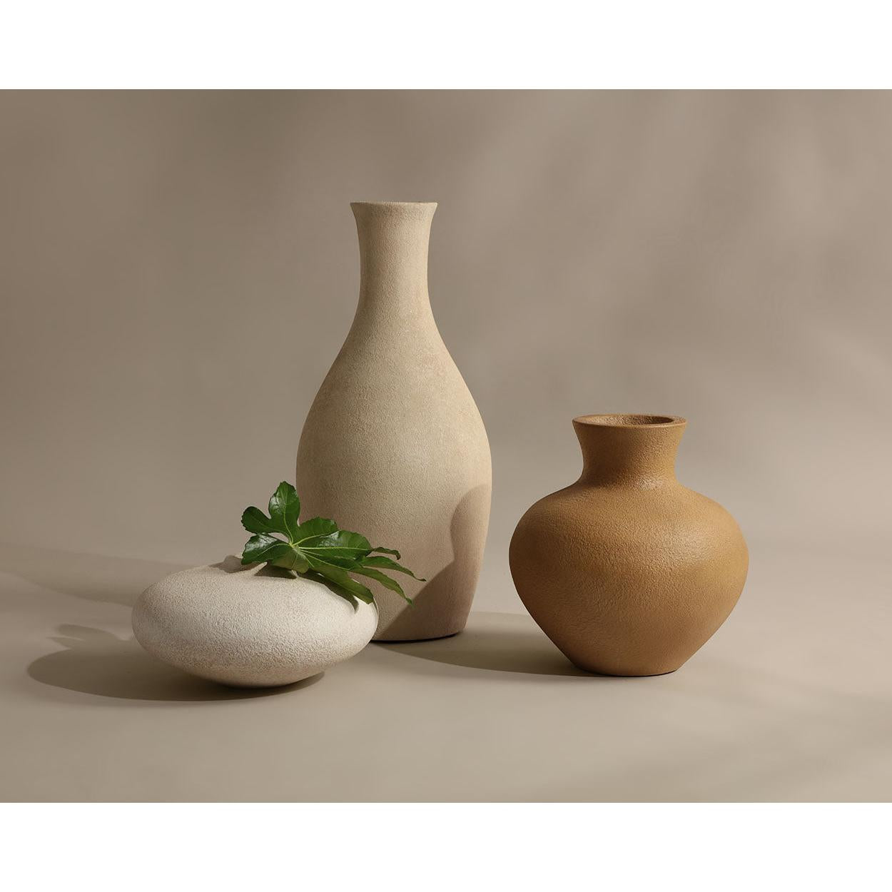 Sunpan Amal Vase