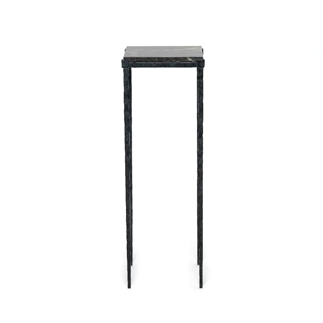 Interlude Reese Grand Pedestal
