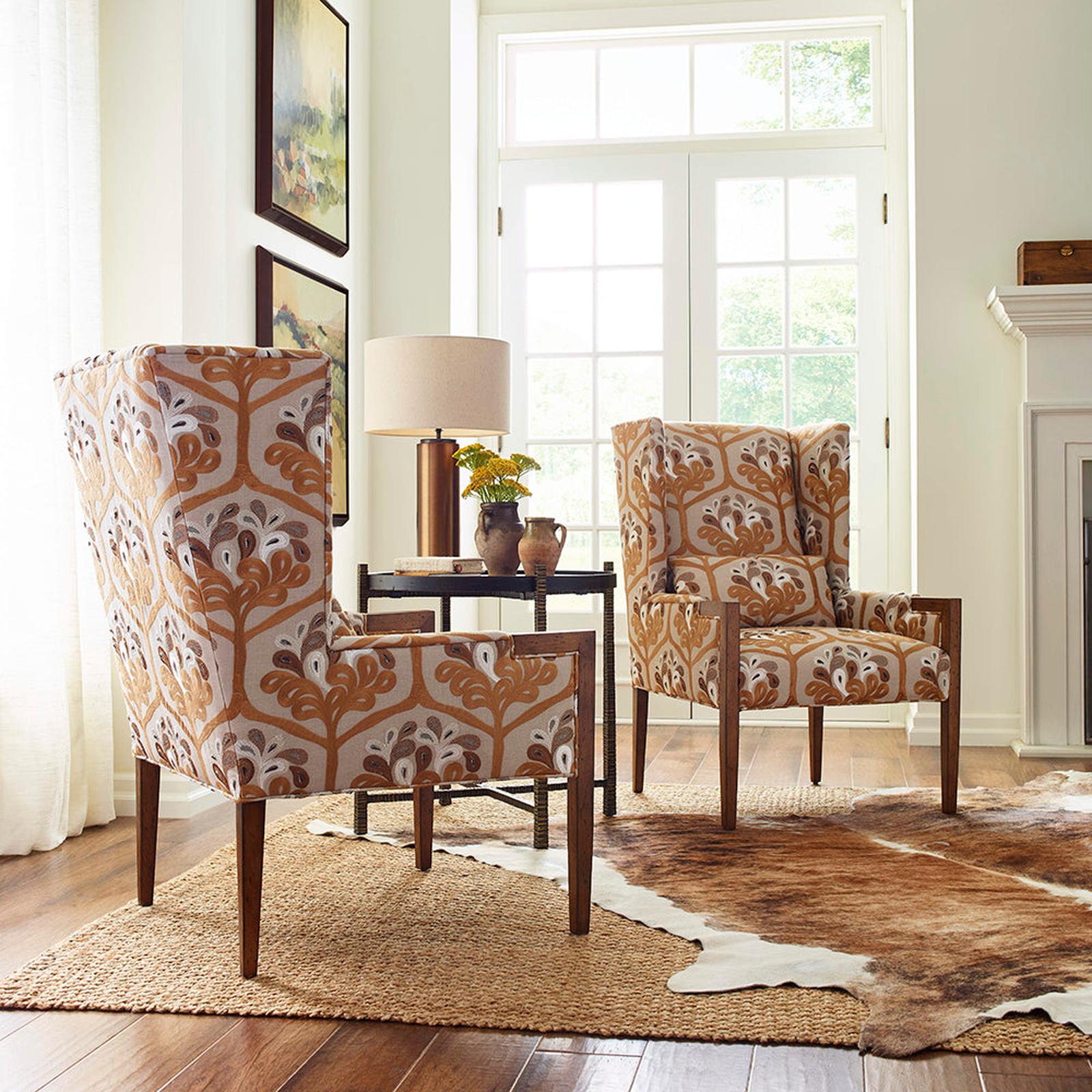 Woodbridge Furniture Broomfield Side Table