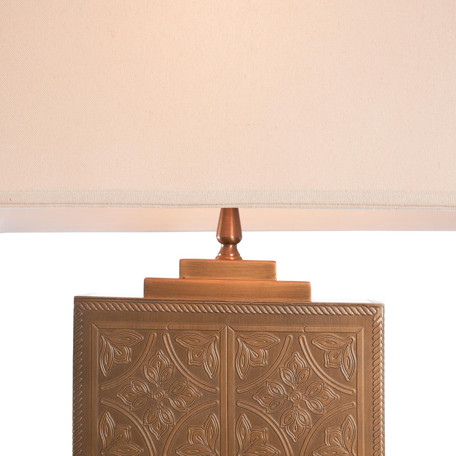 Wildwood Tea Box Table Lamp