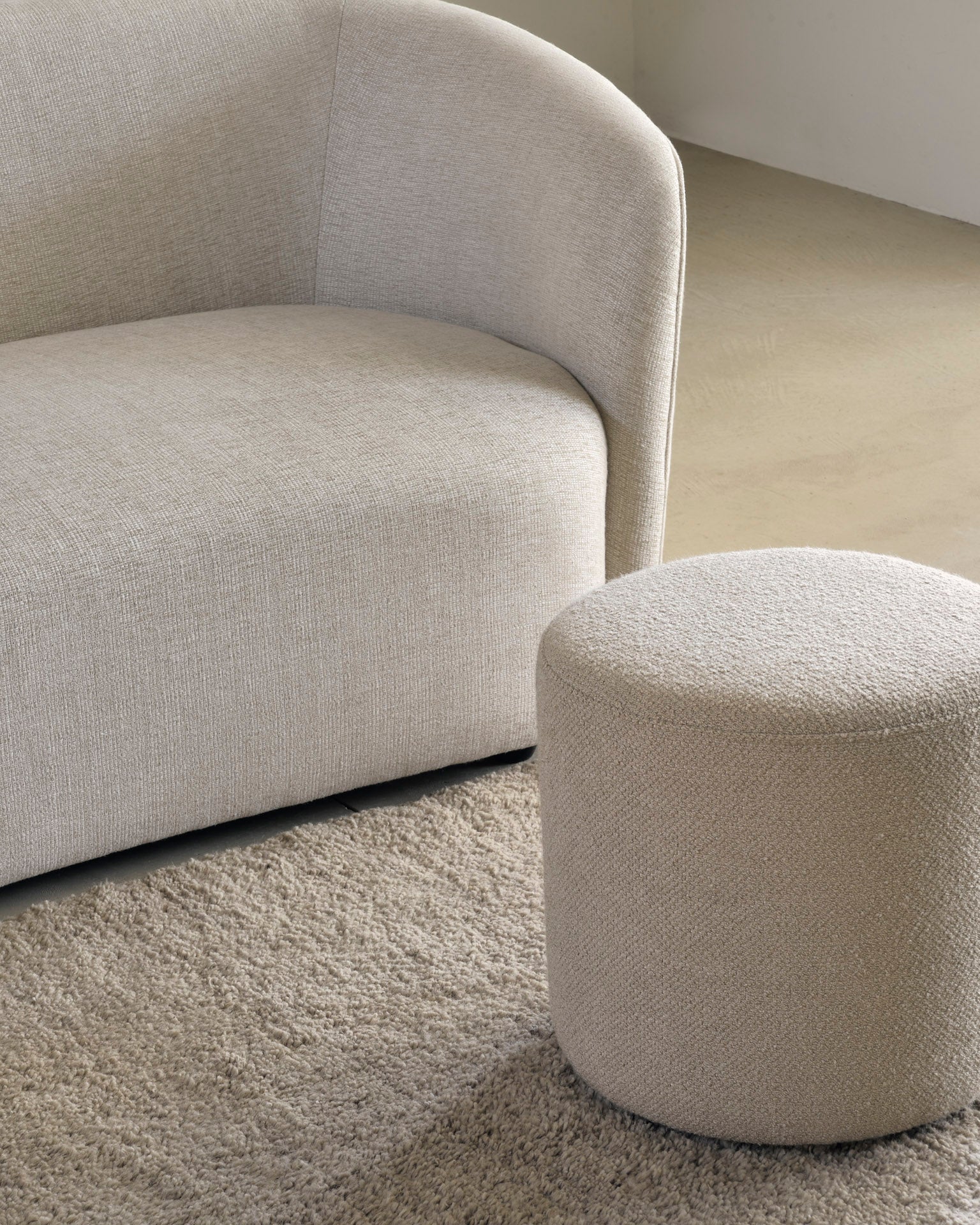 Ethnicraft Barrow Pouf