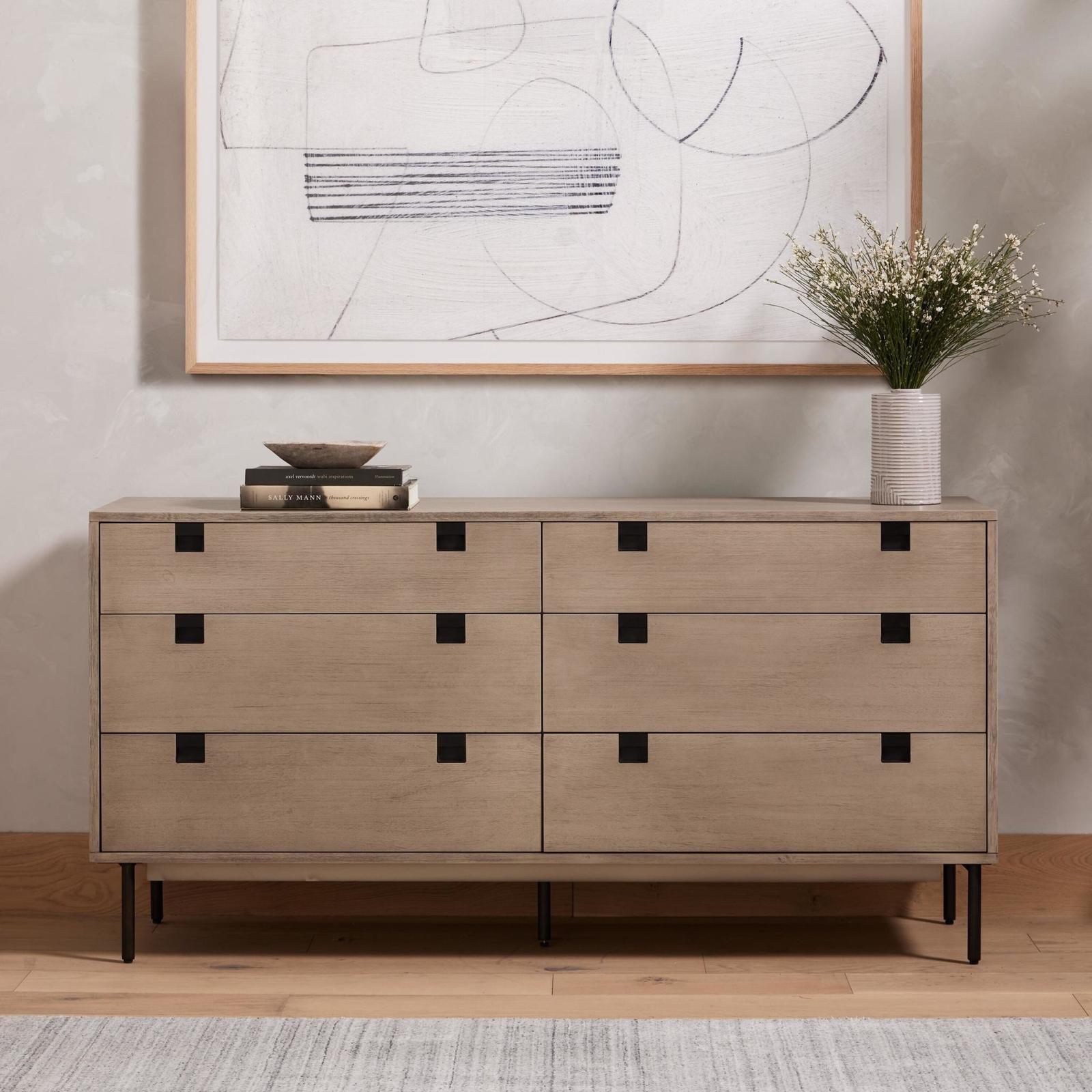 Four Hands Carly 6 Drawer Dresser