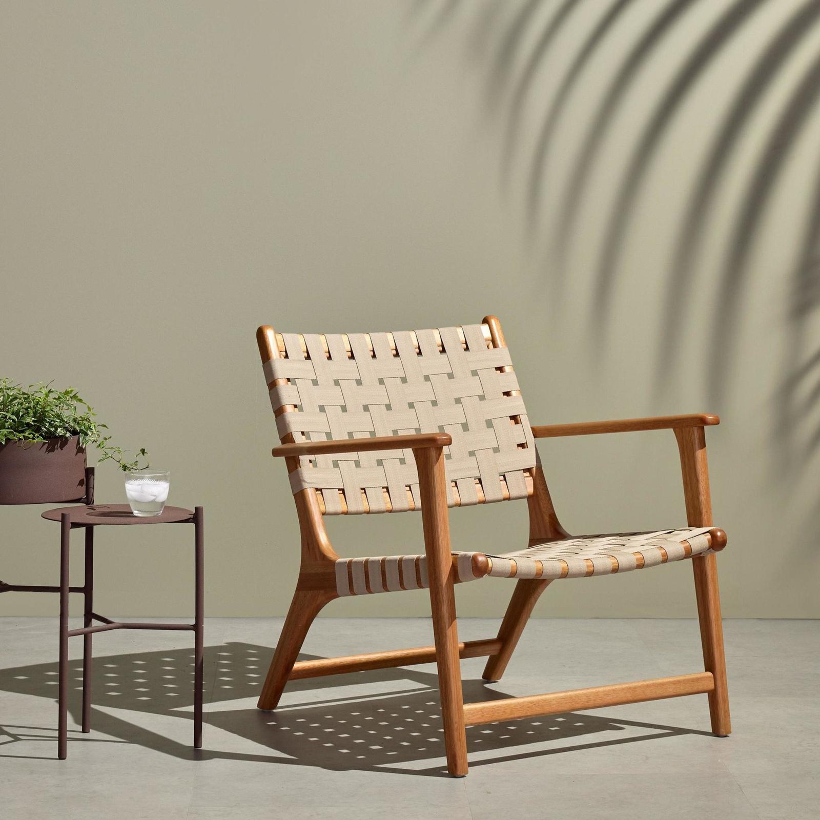 Jevon Outdoor Chair-Auburn Eucalyptus