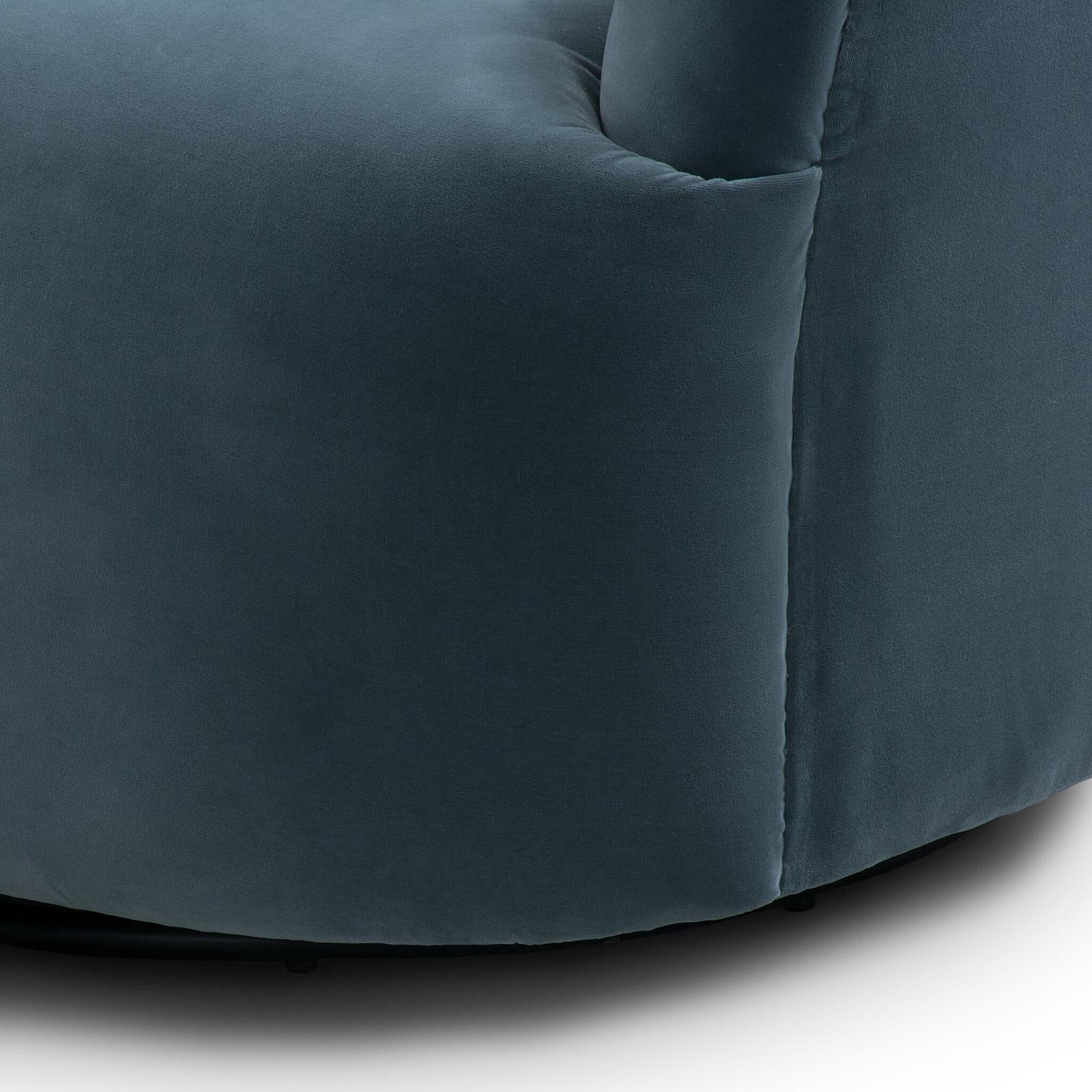 Kadon Swivel Chair