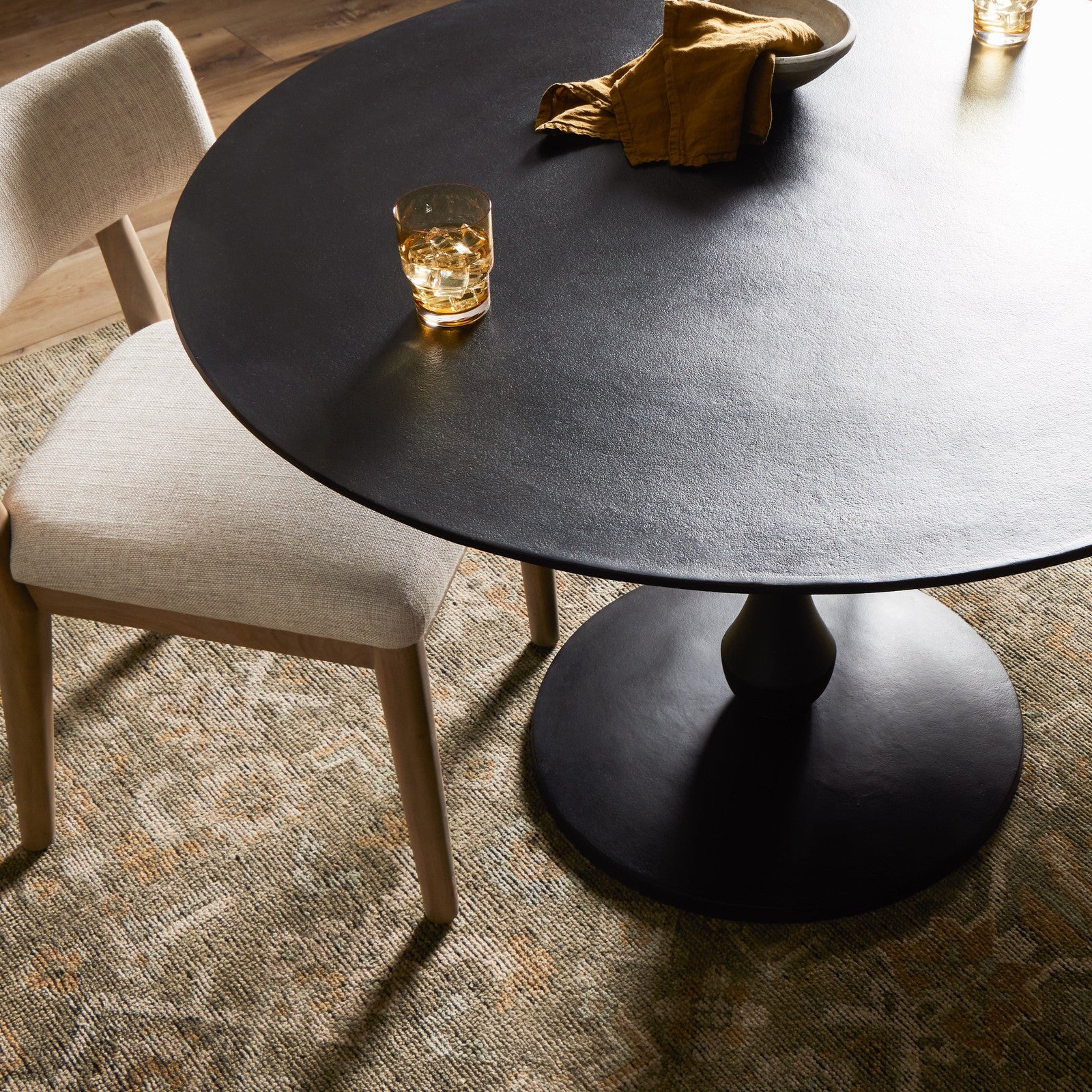 Daffin Round Bistro Table-Black Antique