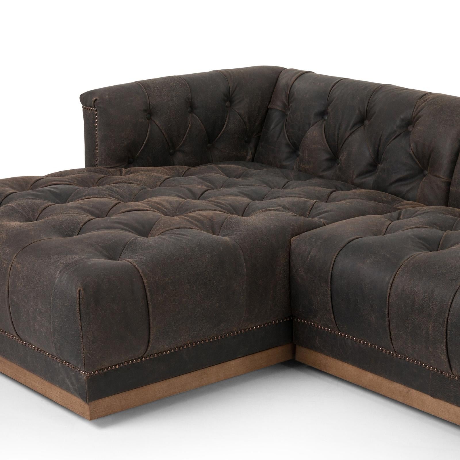 Maxx 2-Piece Sectional-109