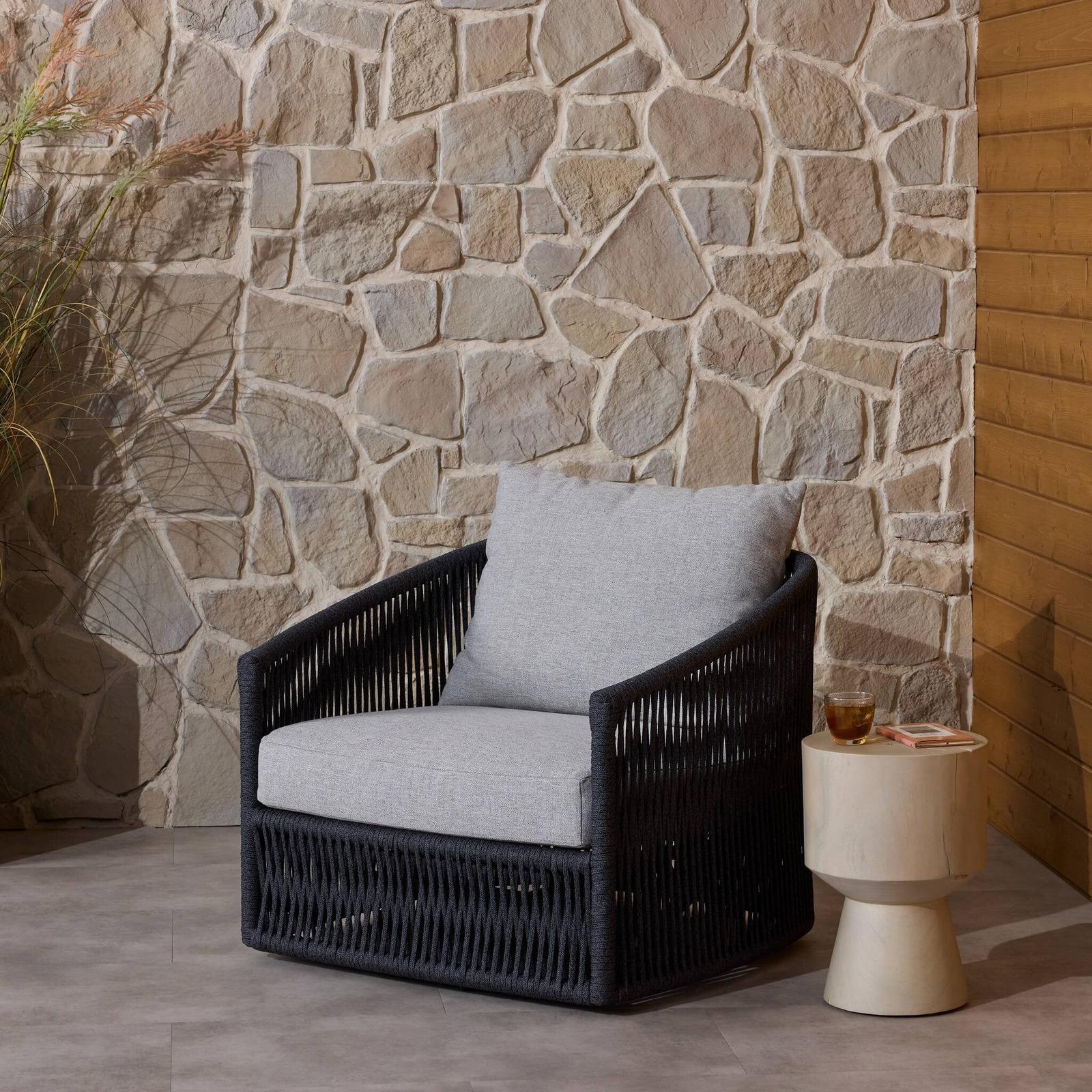 Porto Outdoor Swivel Chair