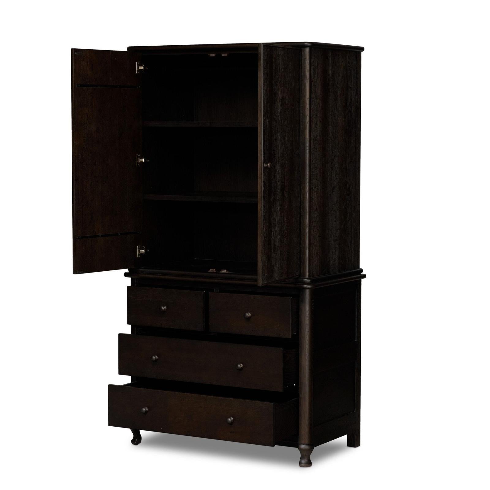 Pika Armoire