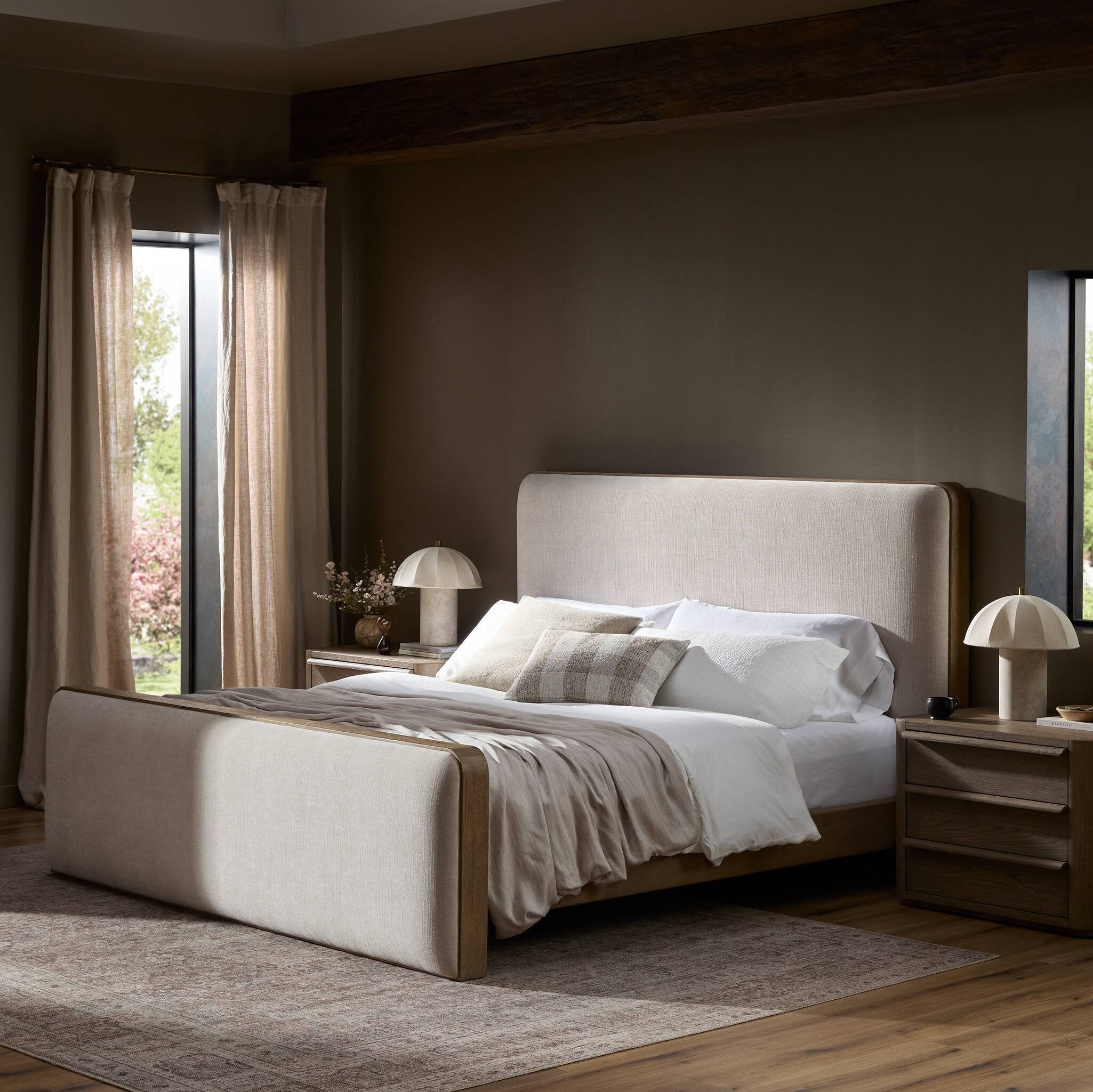 Four Hands Pierce Bed