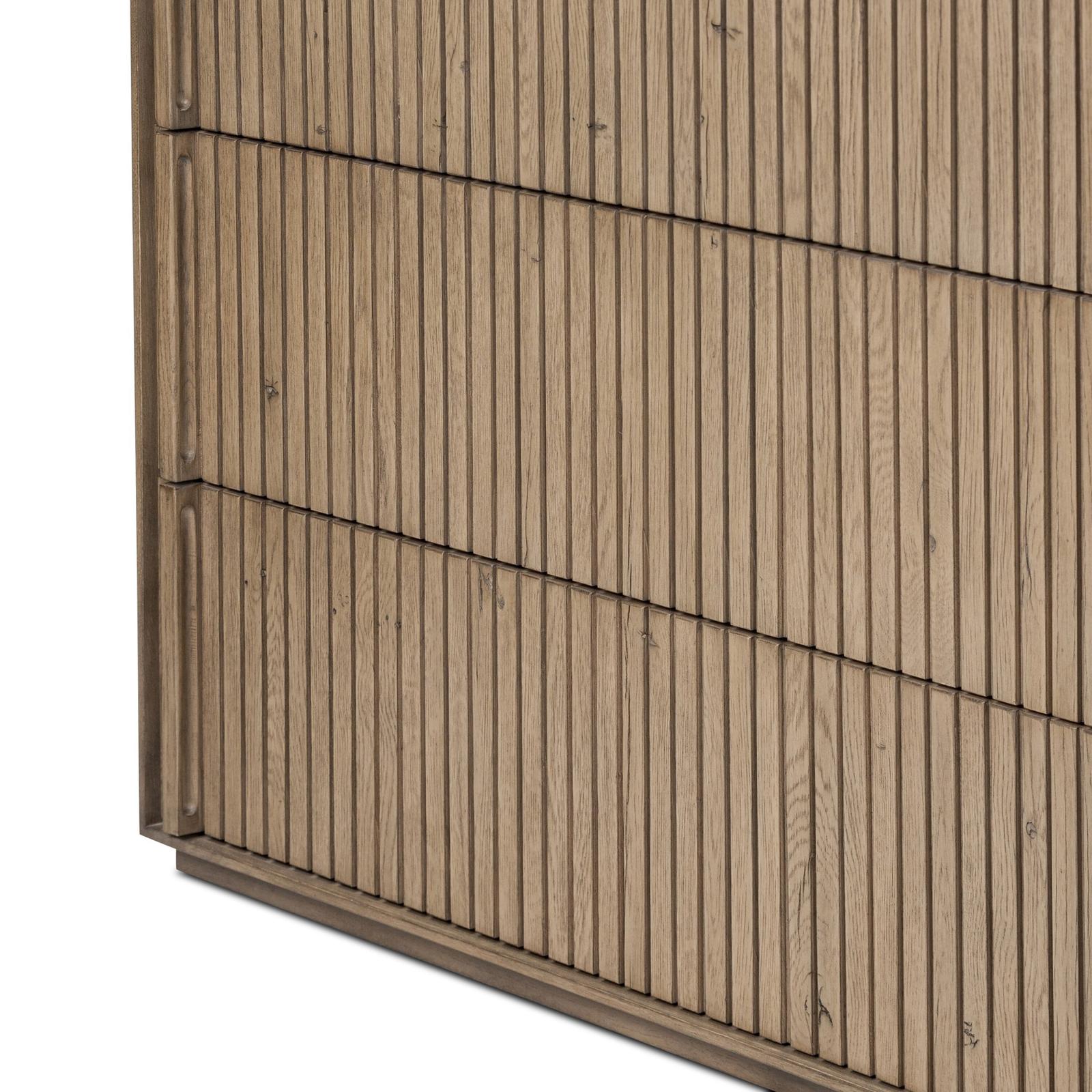 Leo 8 Drawer Dresser