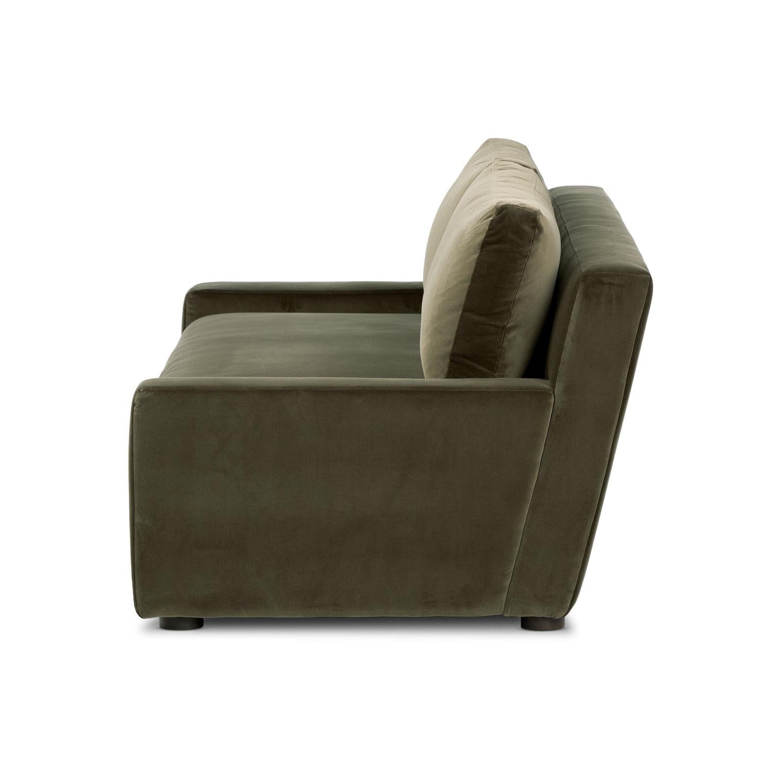 Yelena Sofa
