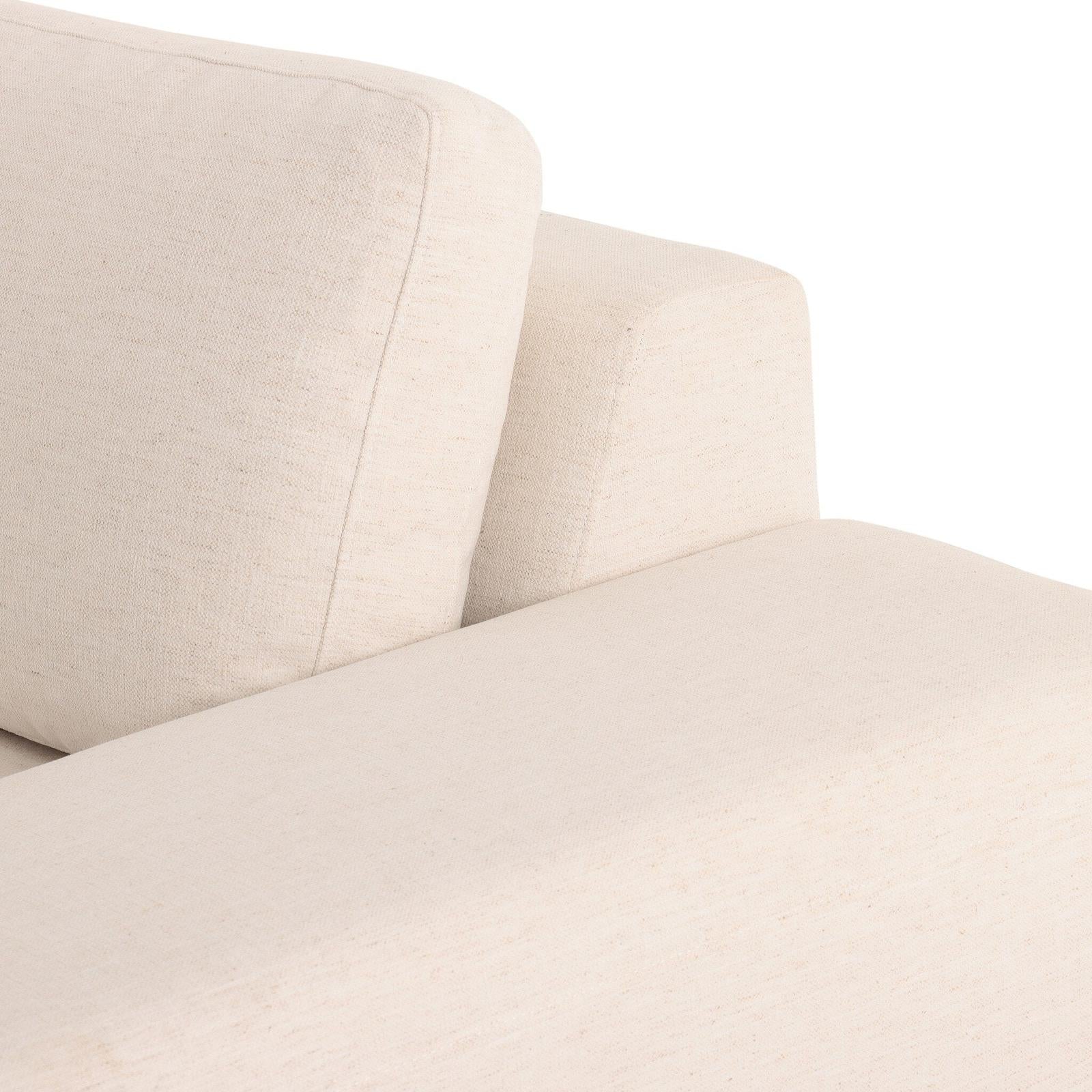Isaiah Sofa 104