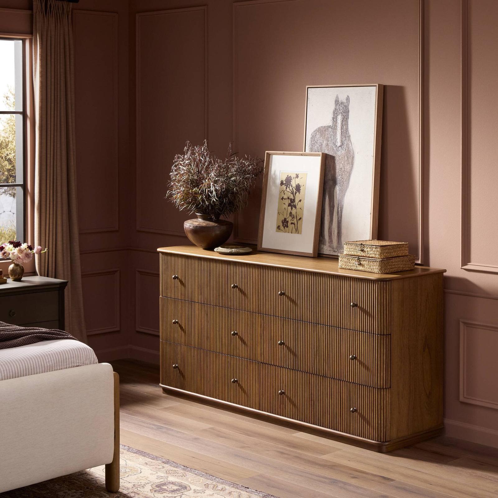 Ona 6-Drawer Dresser