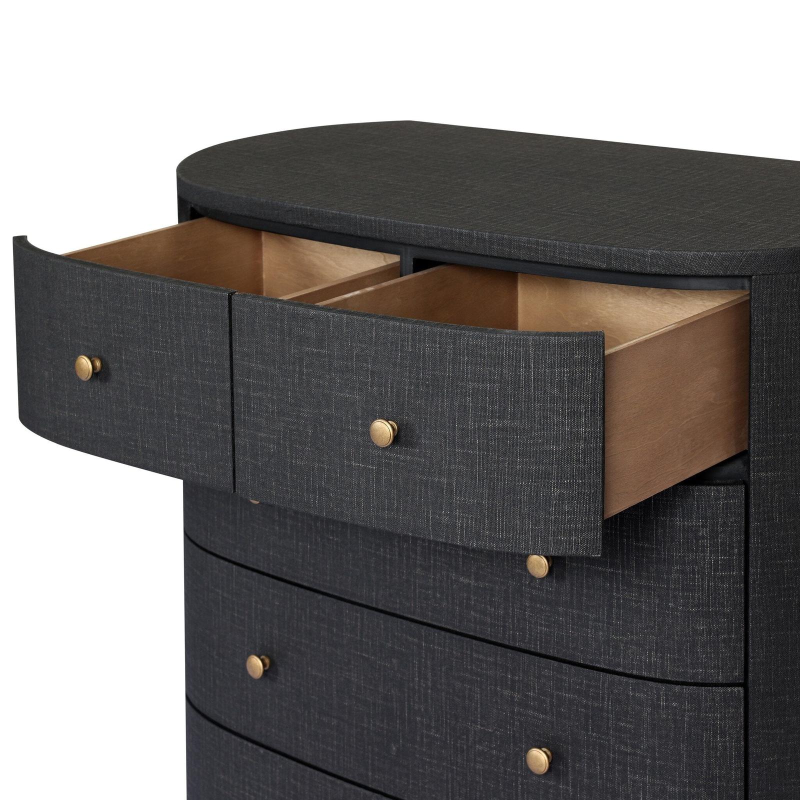 Amelia Chest