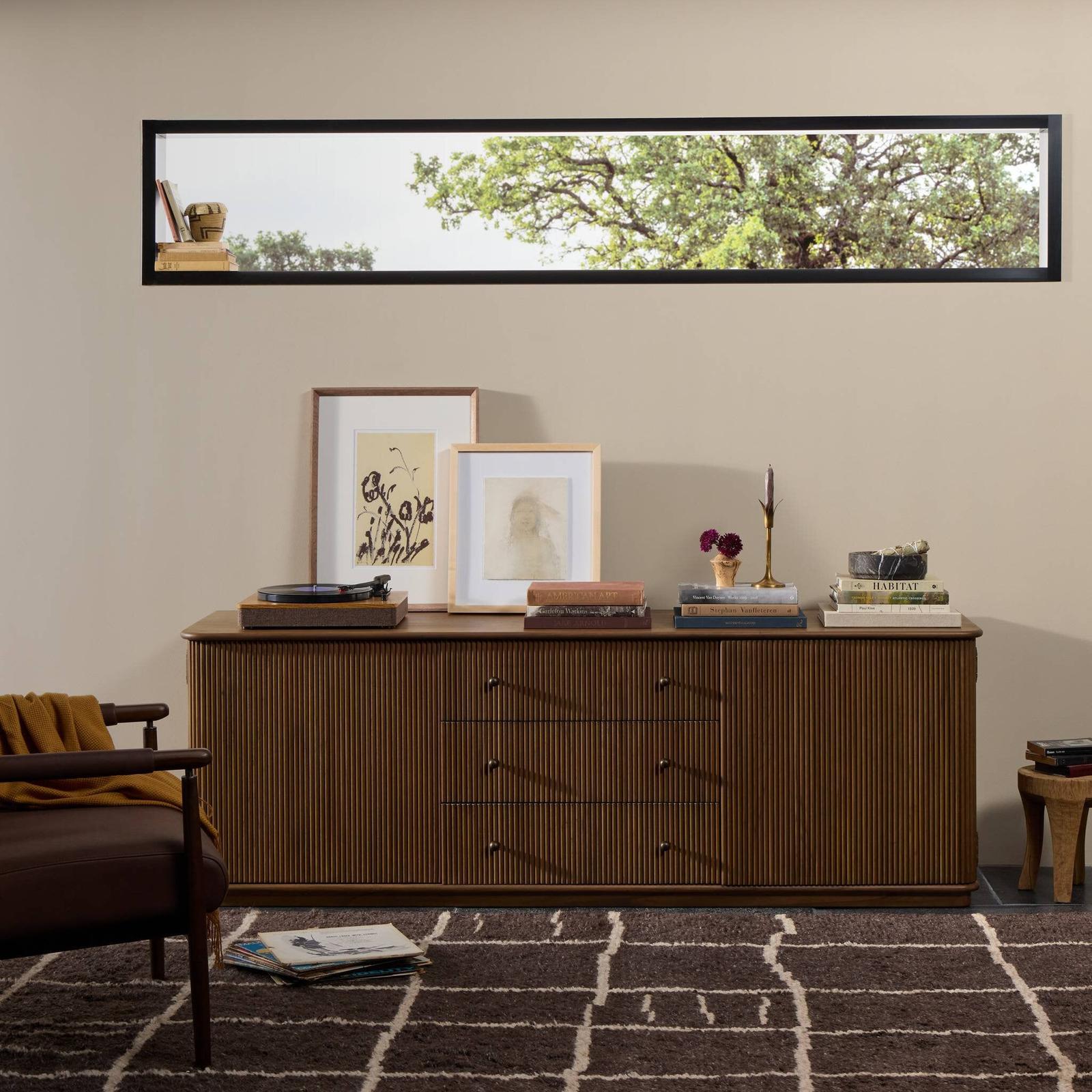 Ona Media Console