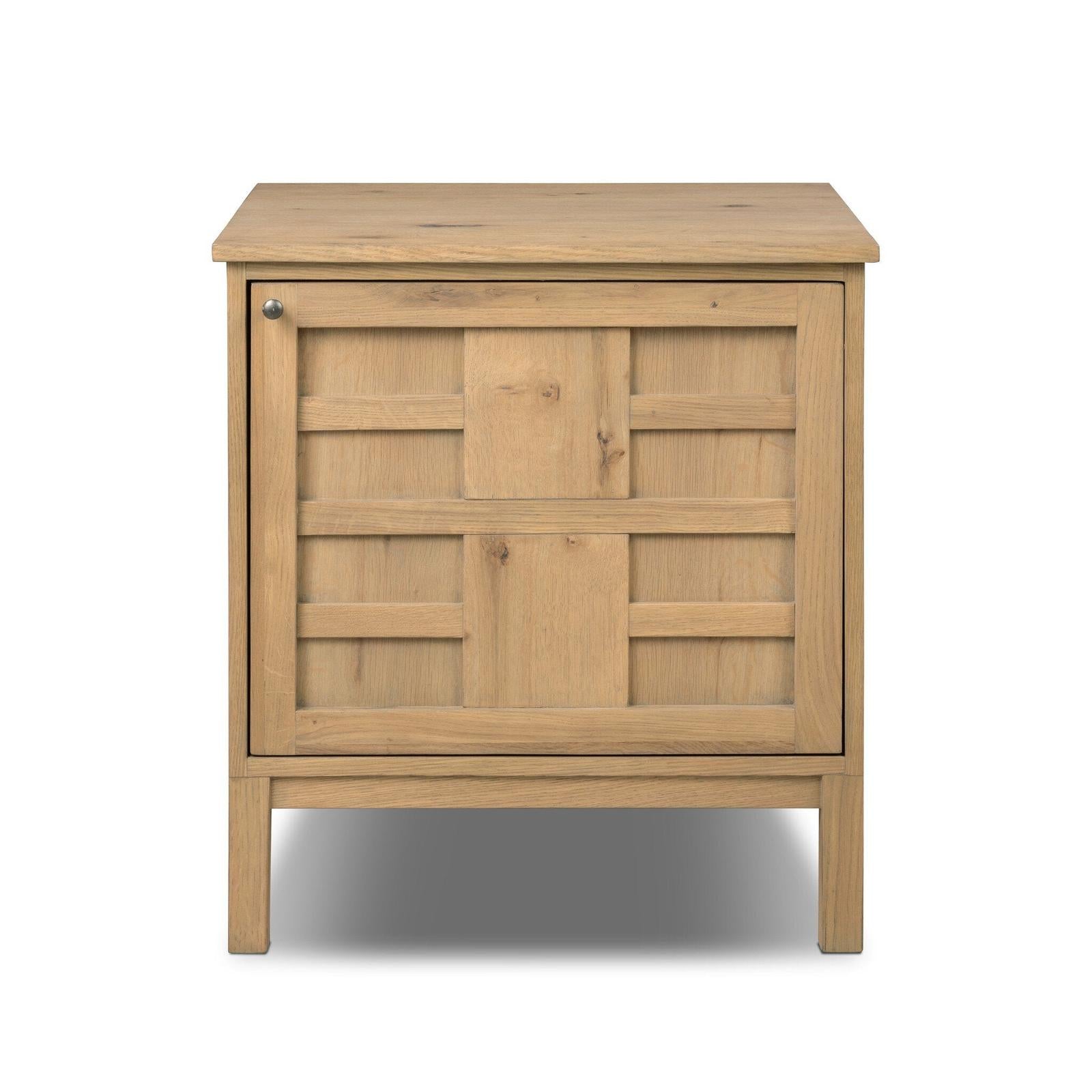 Alessio Nightstand
