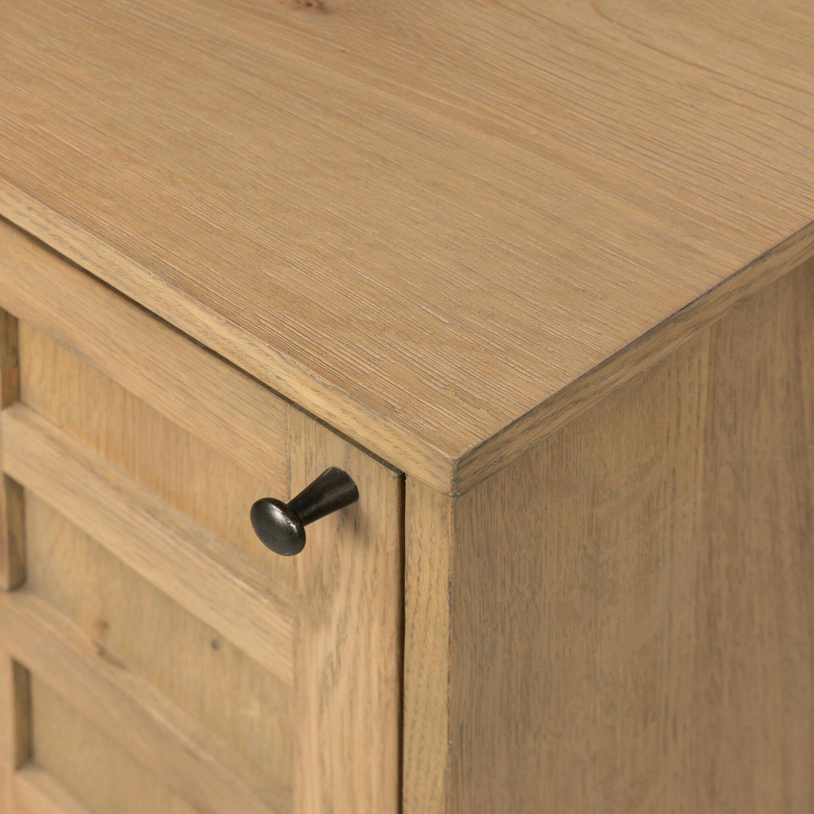 Alessio Nightstand