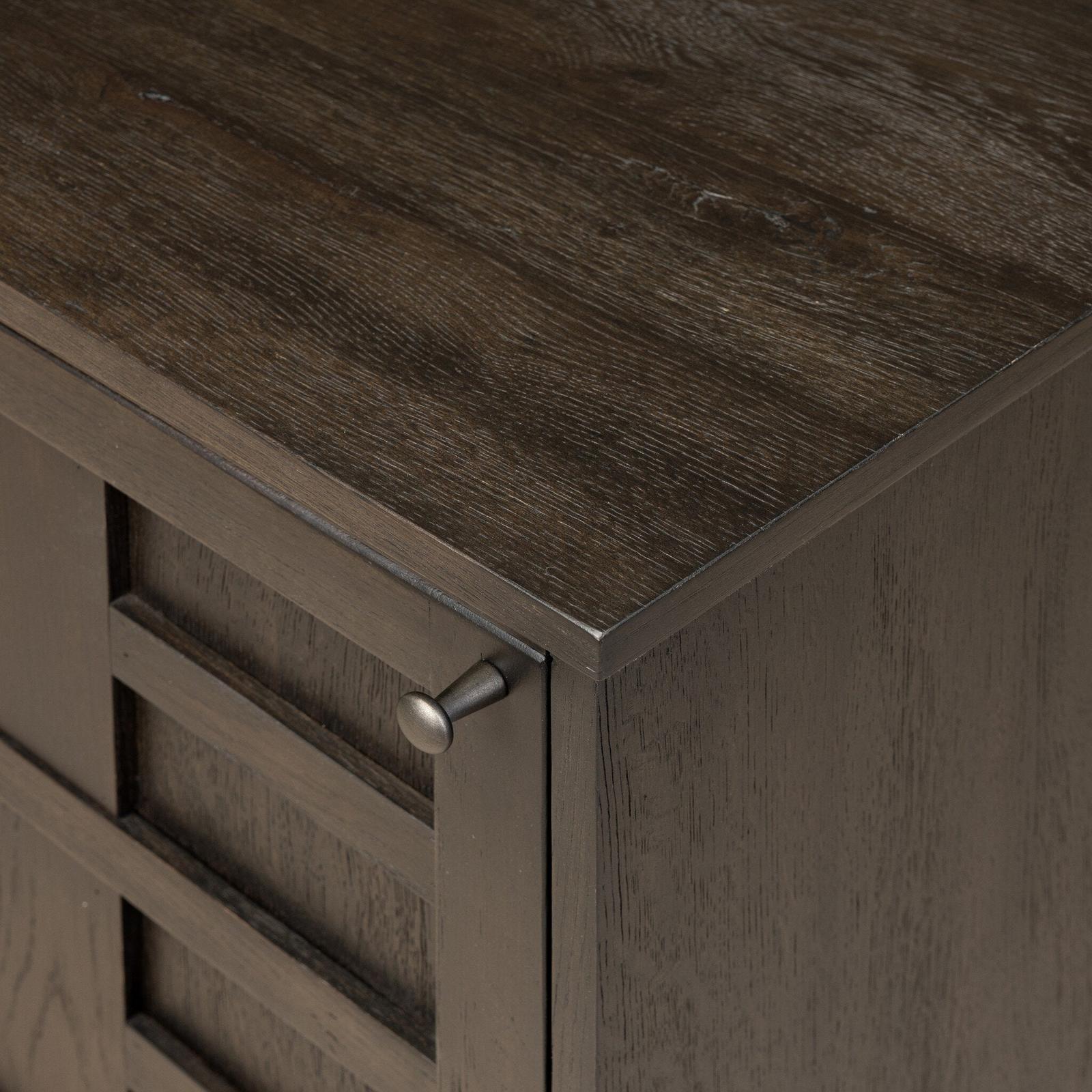 Alessio Nightstand